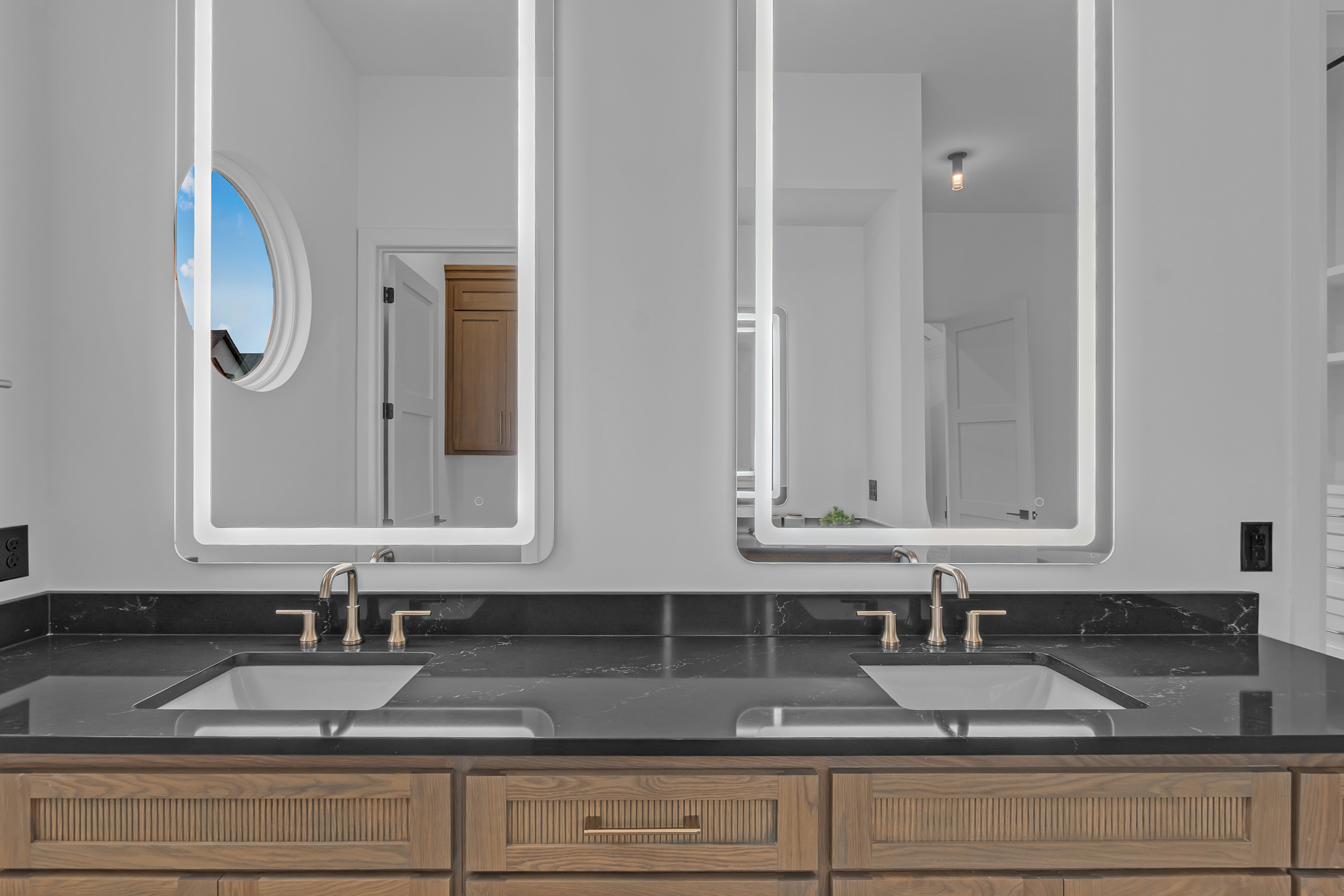 303 N 85TH ST - Gallery Image 105