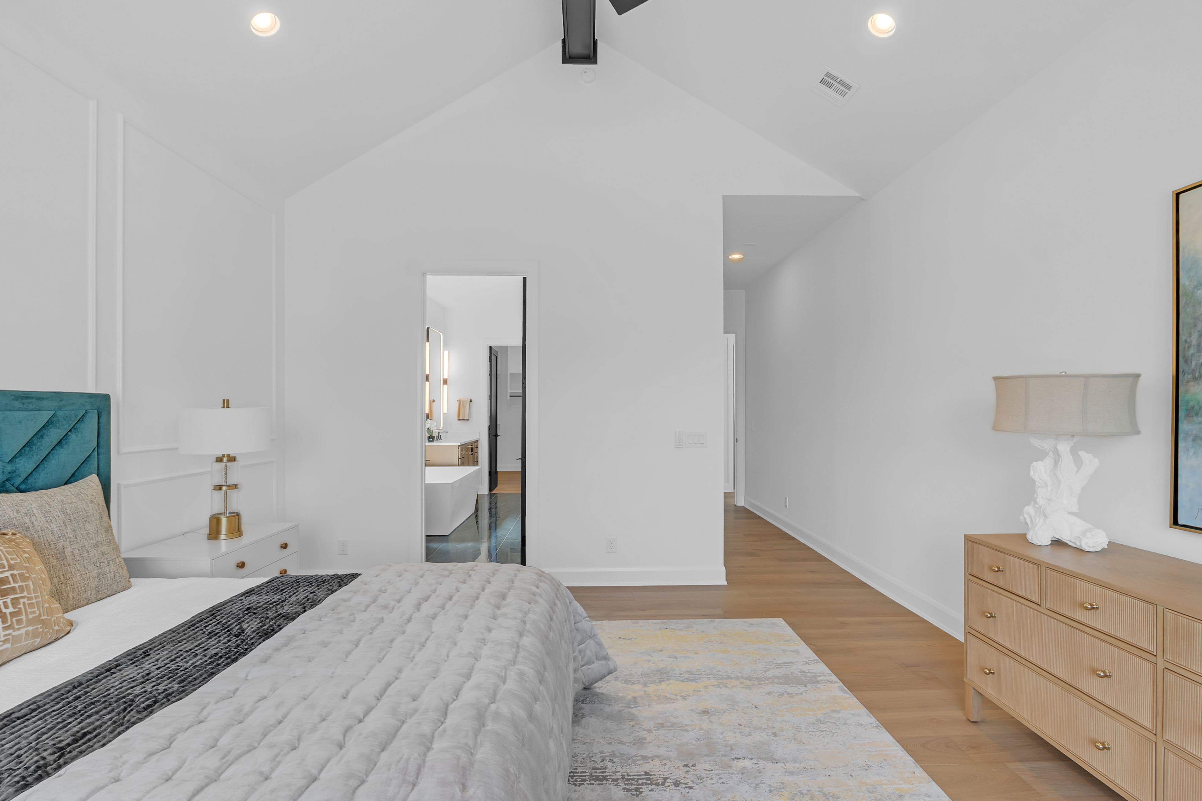 401 N 80TH ST - Gallery Image 29