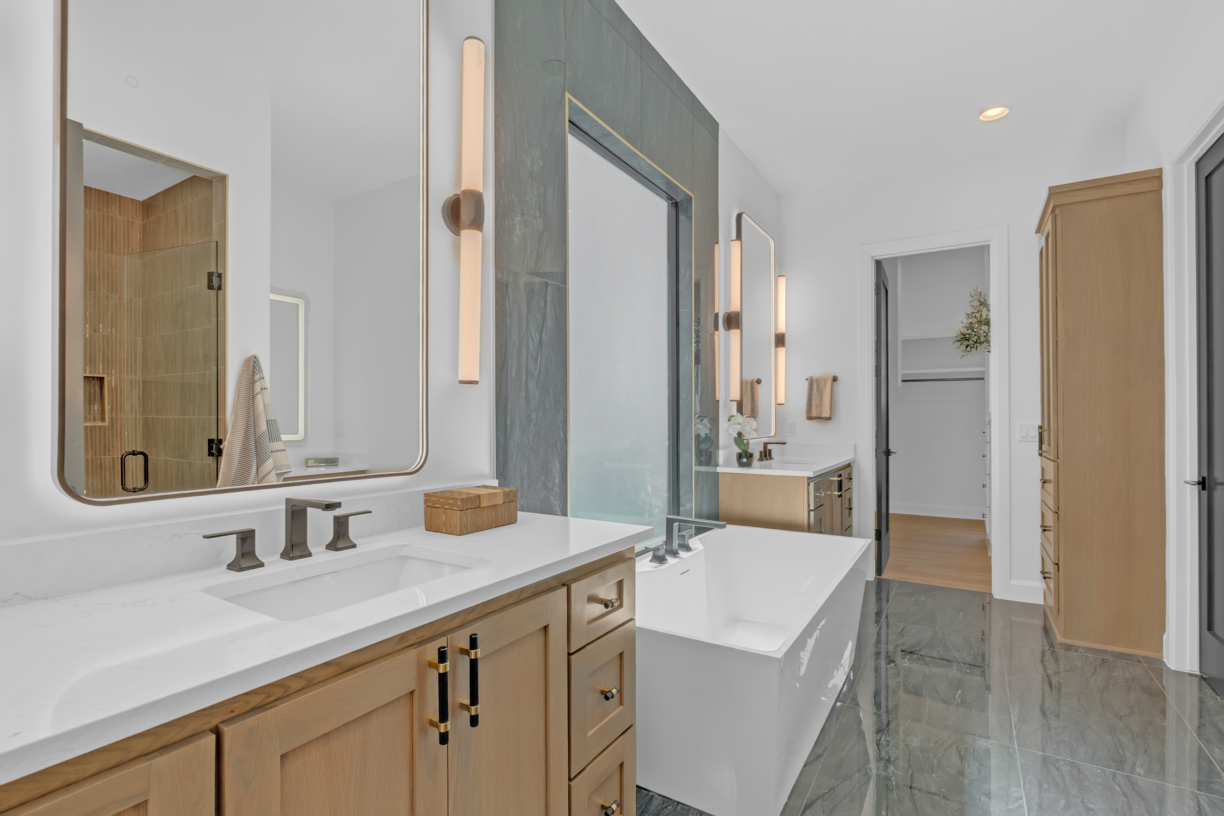 401 N 80TH ST - Gallery Image 33