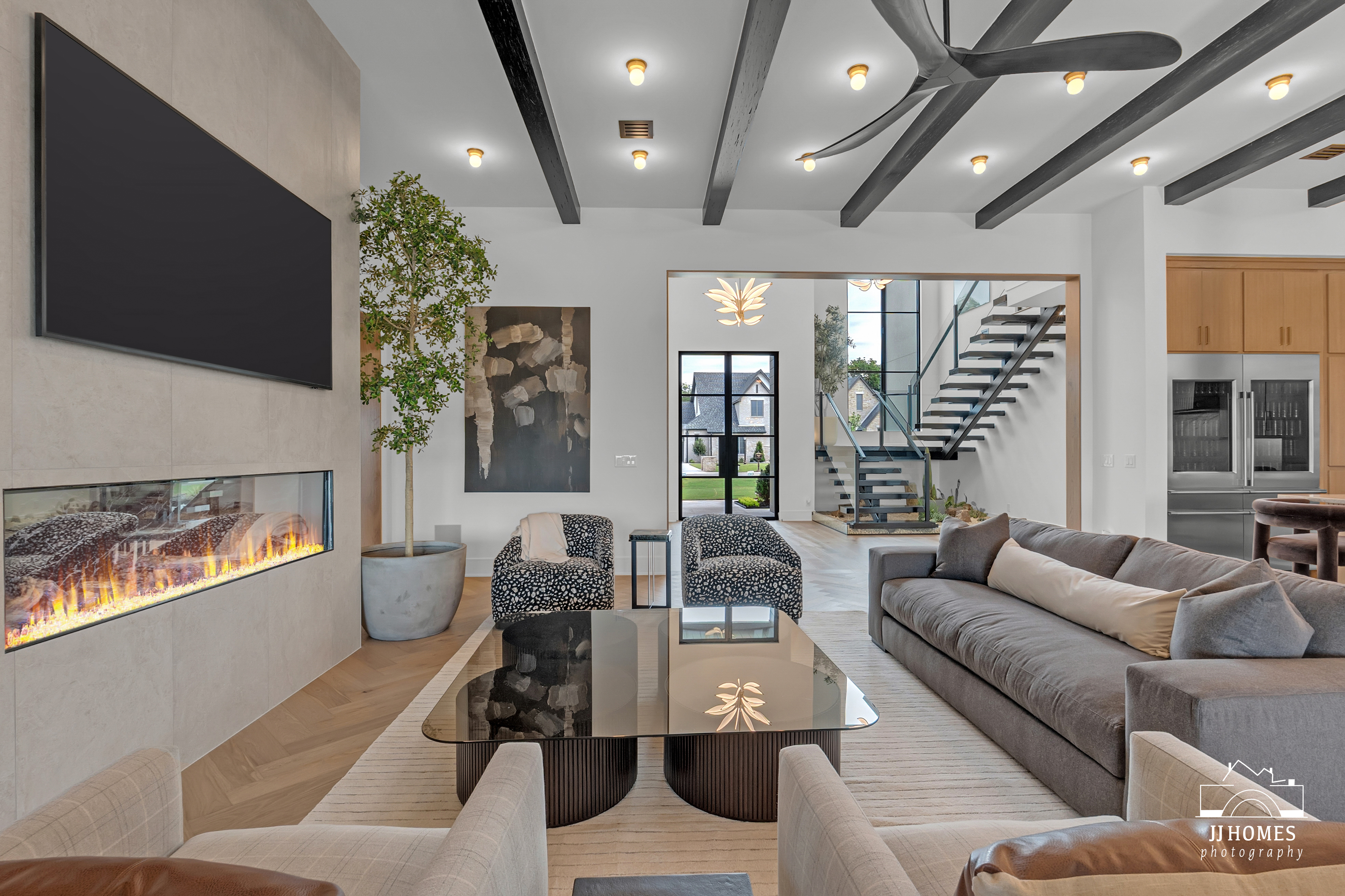 5907 N EAGLE RD - Gallery Image 3