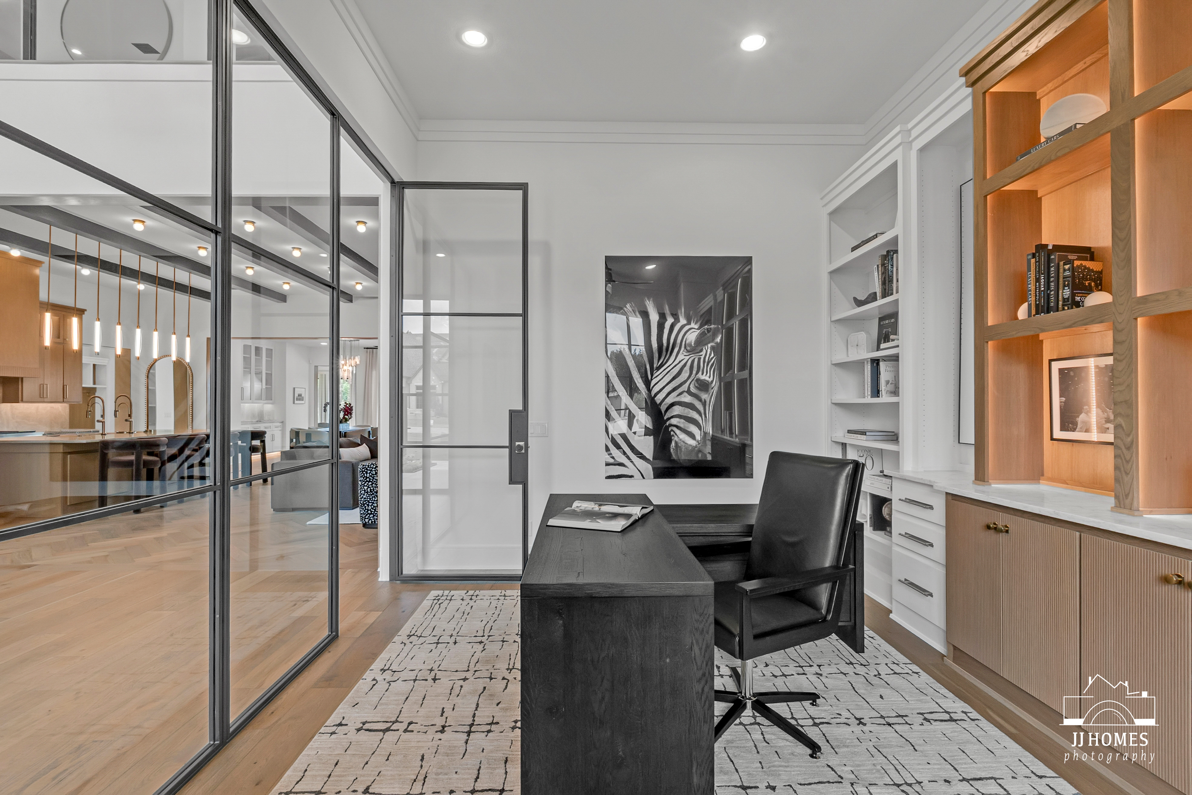 5907 N EAGLE RD - Gallery Image 4