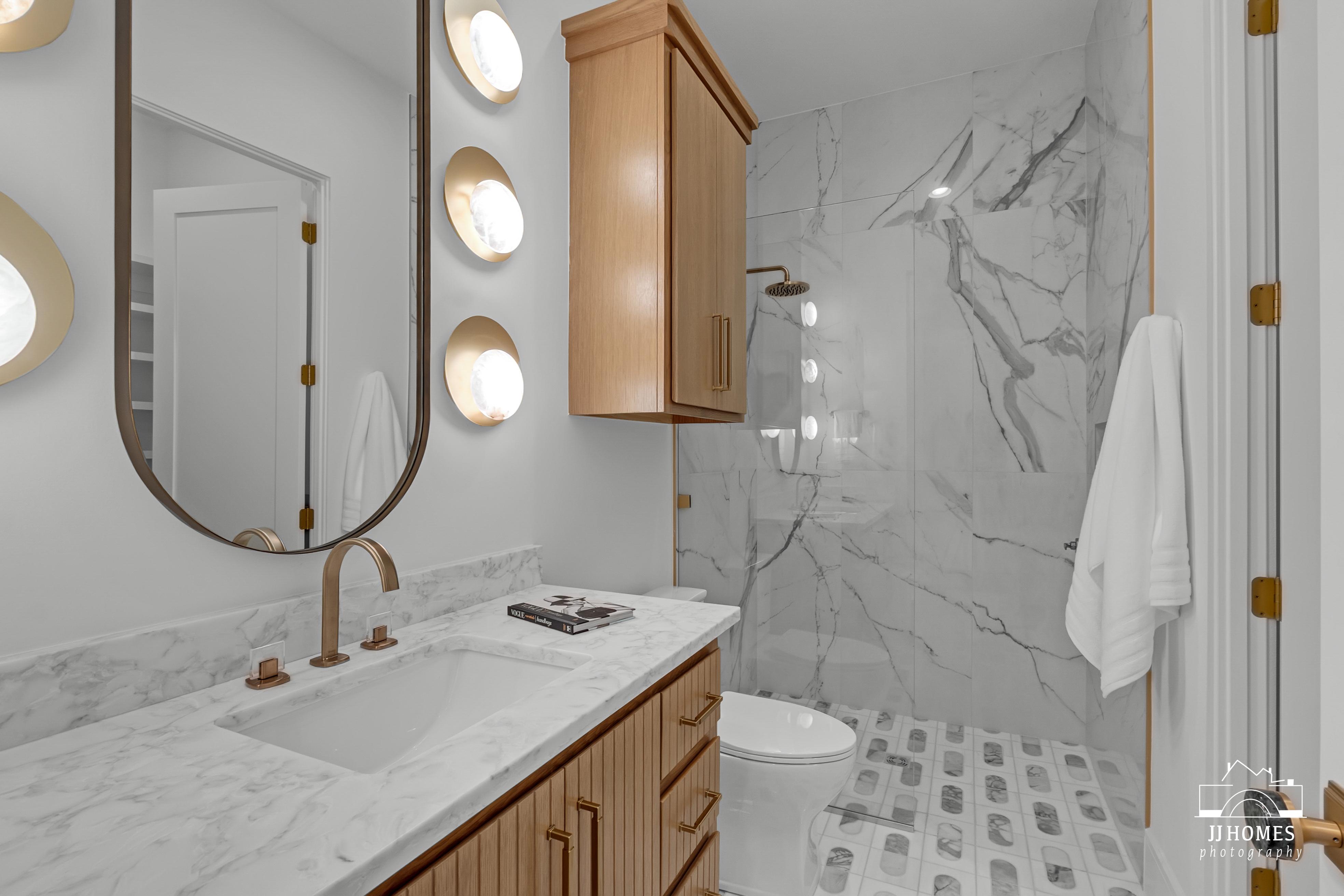 5907 N EAGLE RD - Gallery Image 8