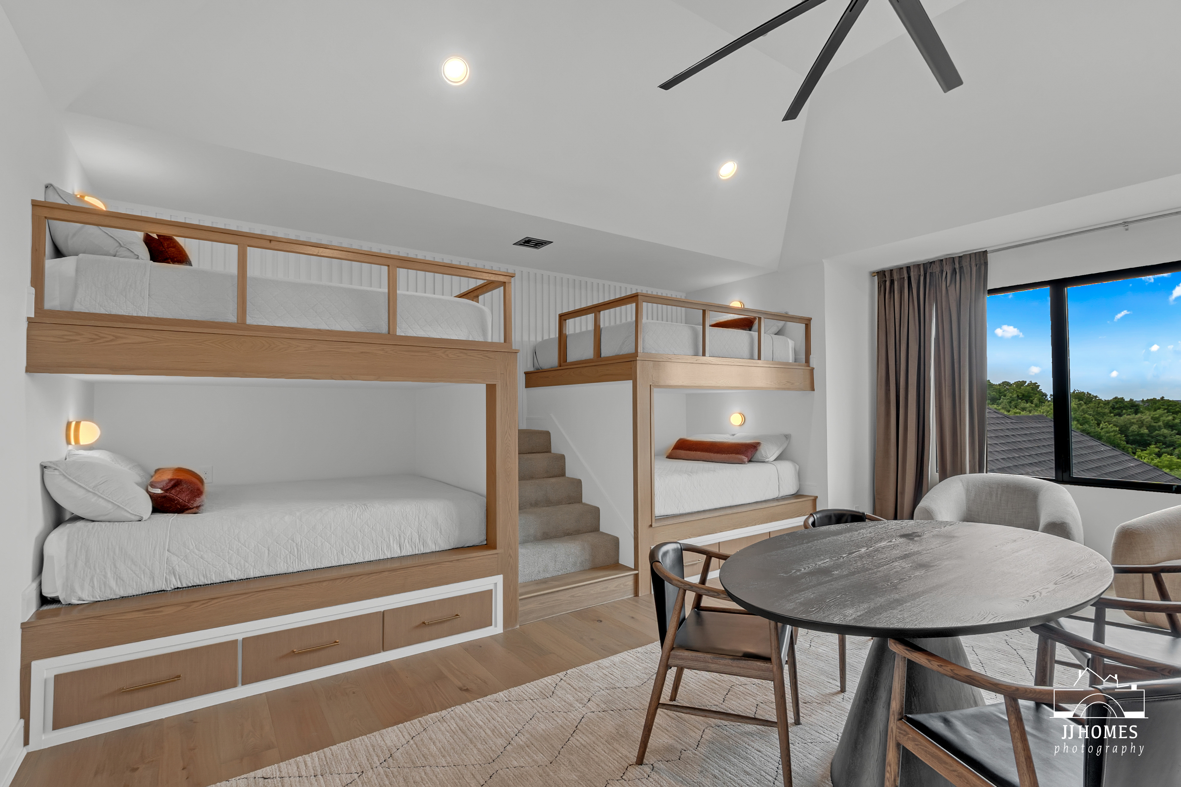 5907 N EAGLE RD - Gallery Image 26
