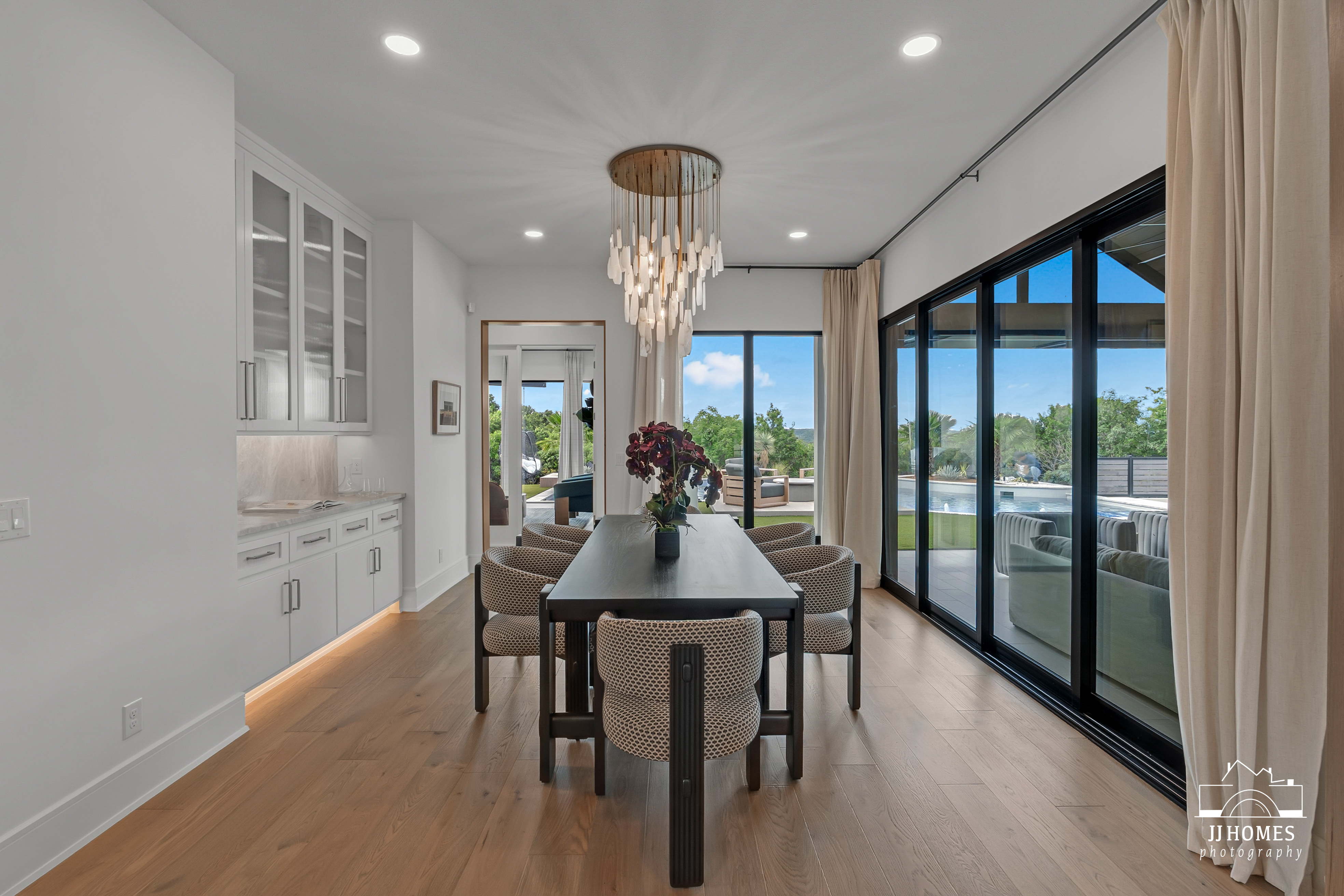 5907 N EAGLE RD - Gallery Image 31