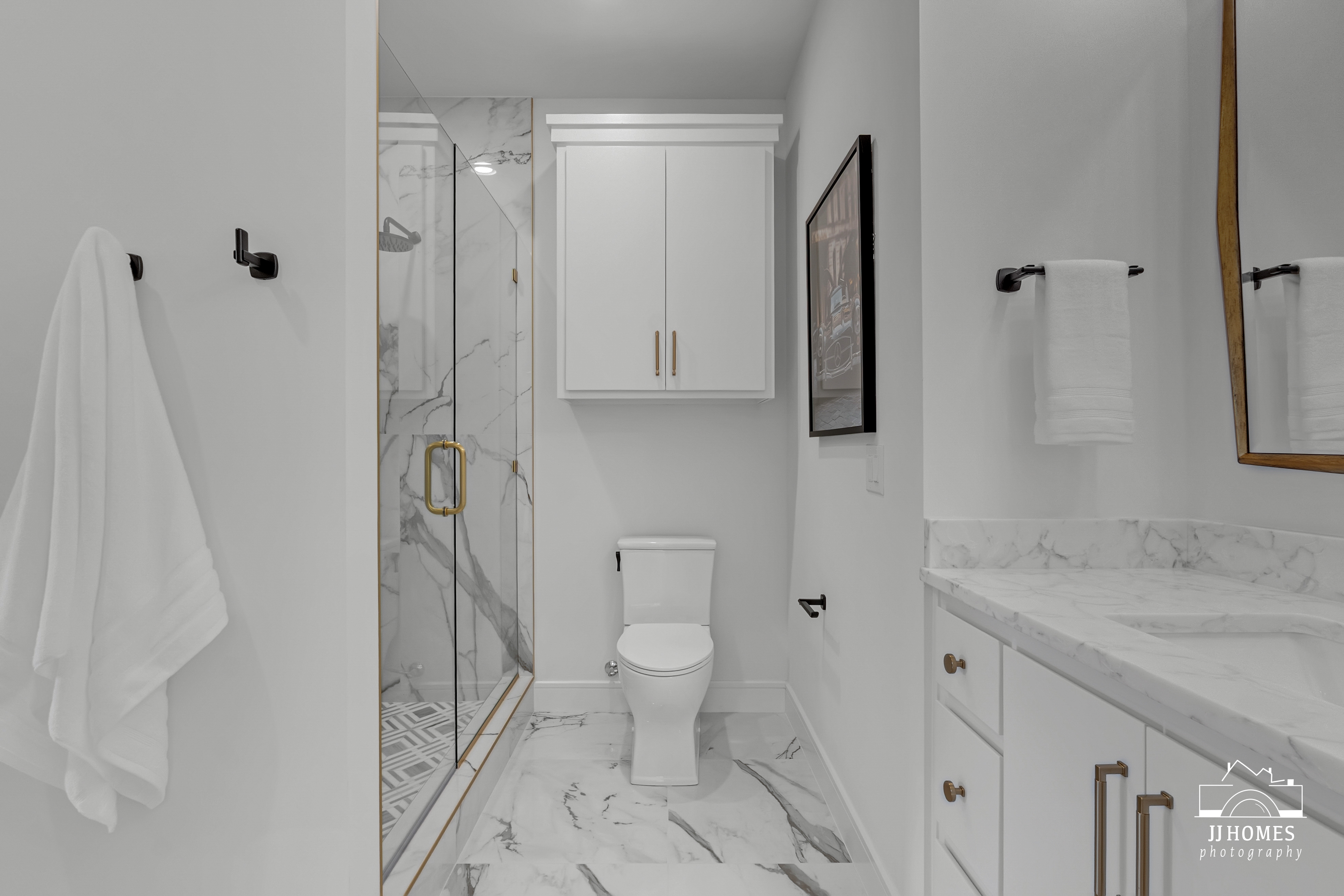 5907 N EAGLE RD - Gallery Image 38