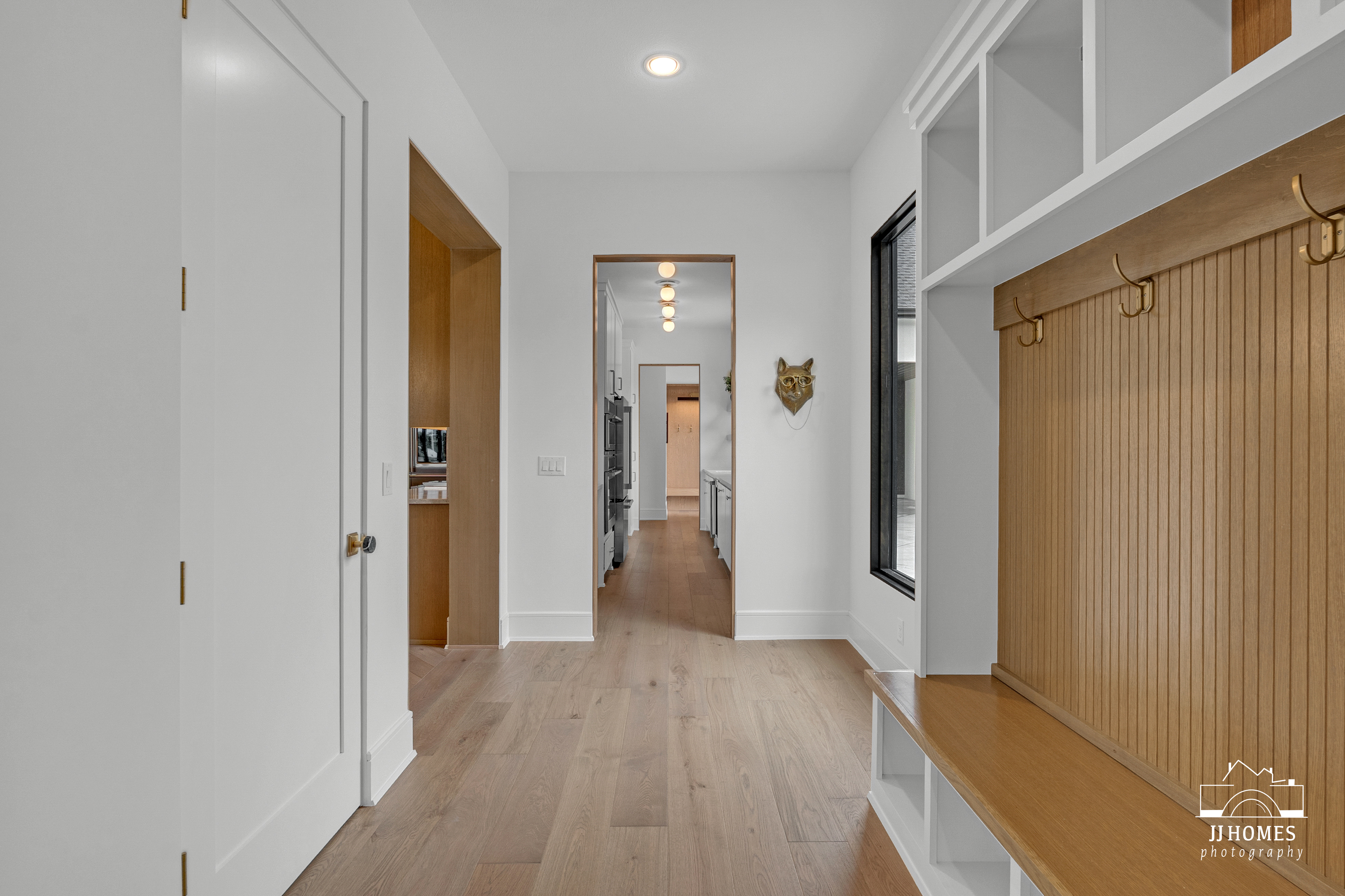 5907 N EAGLE RD - Gallery Image 48