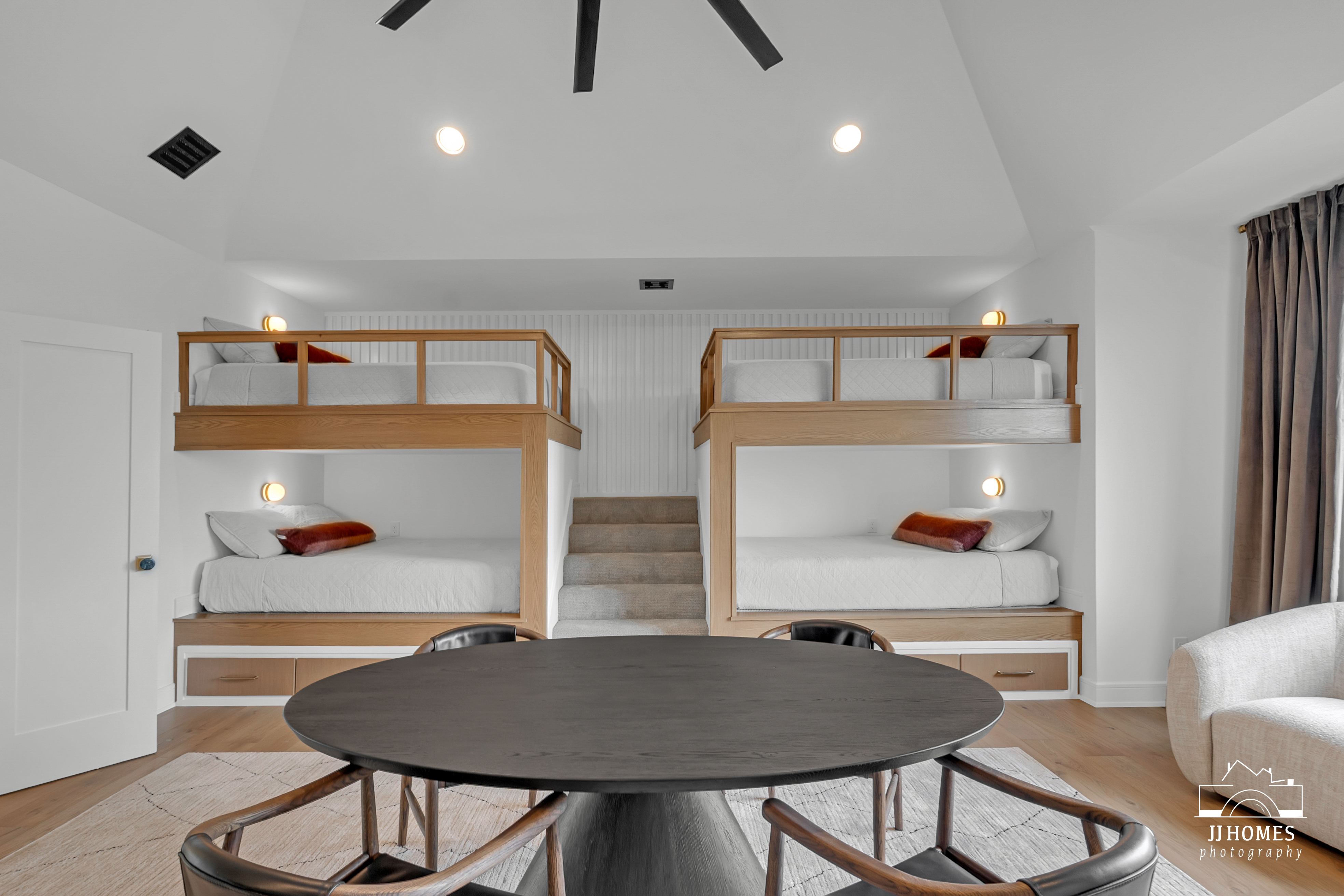 5907 N EAGLE RD - Gallery Image 52