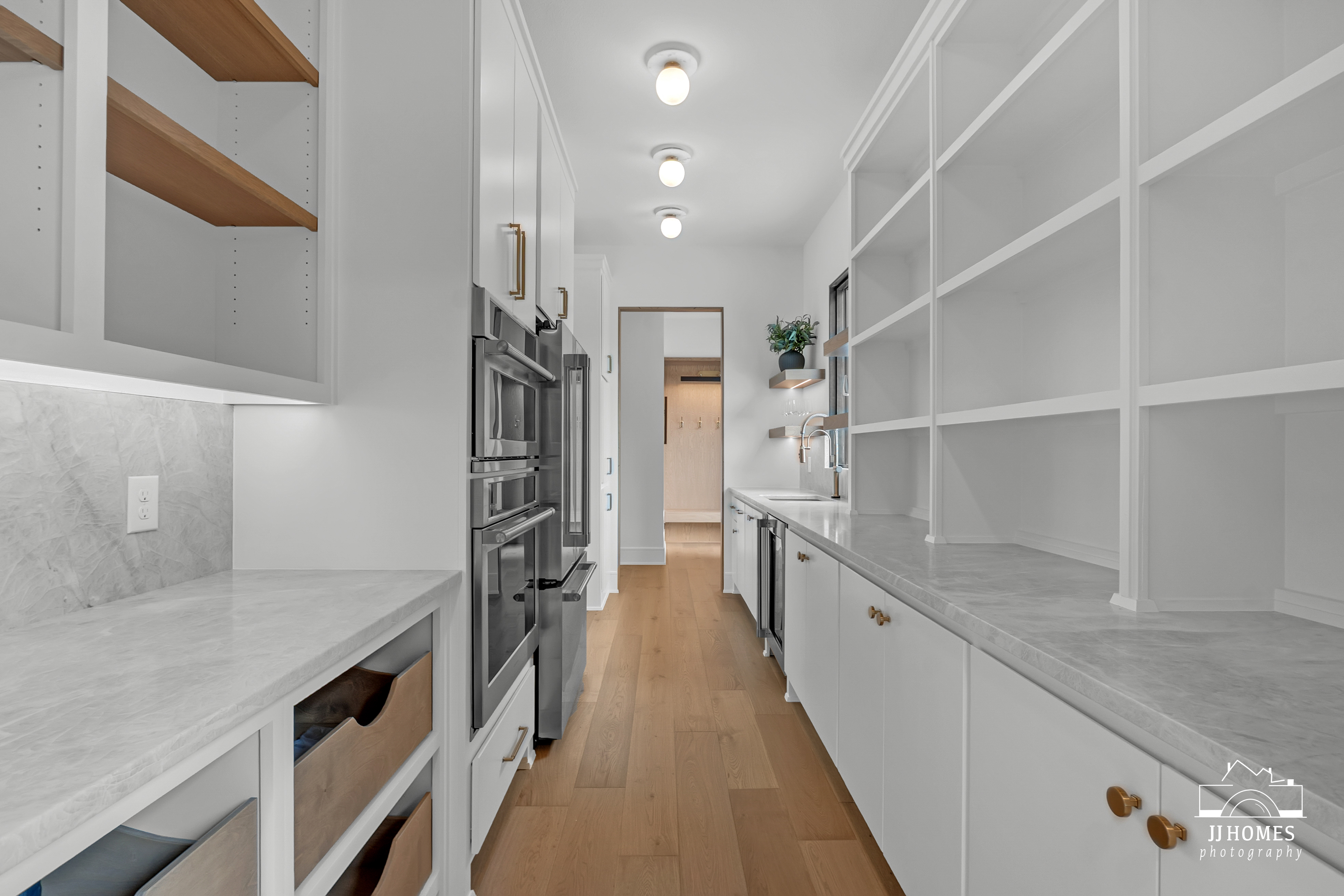 5907 N EAGLE RD - Gallery Image 66