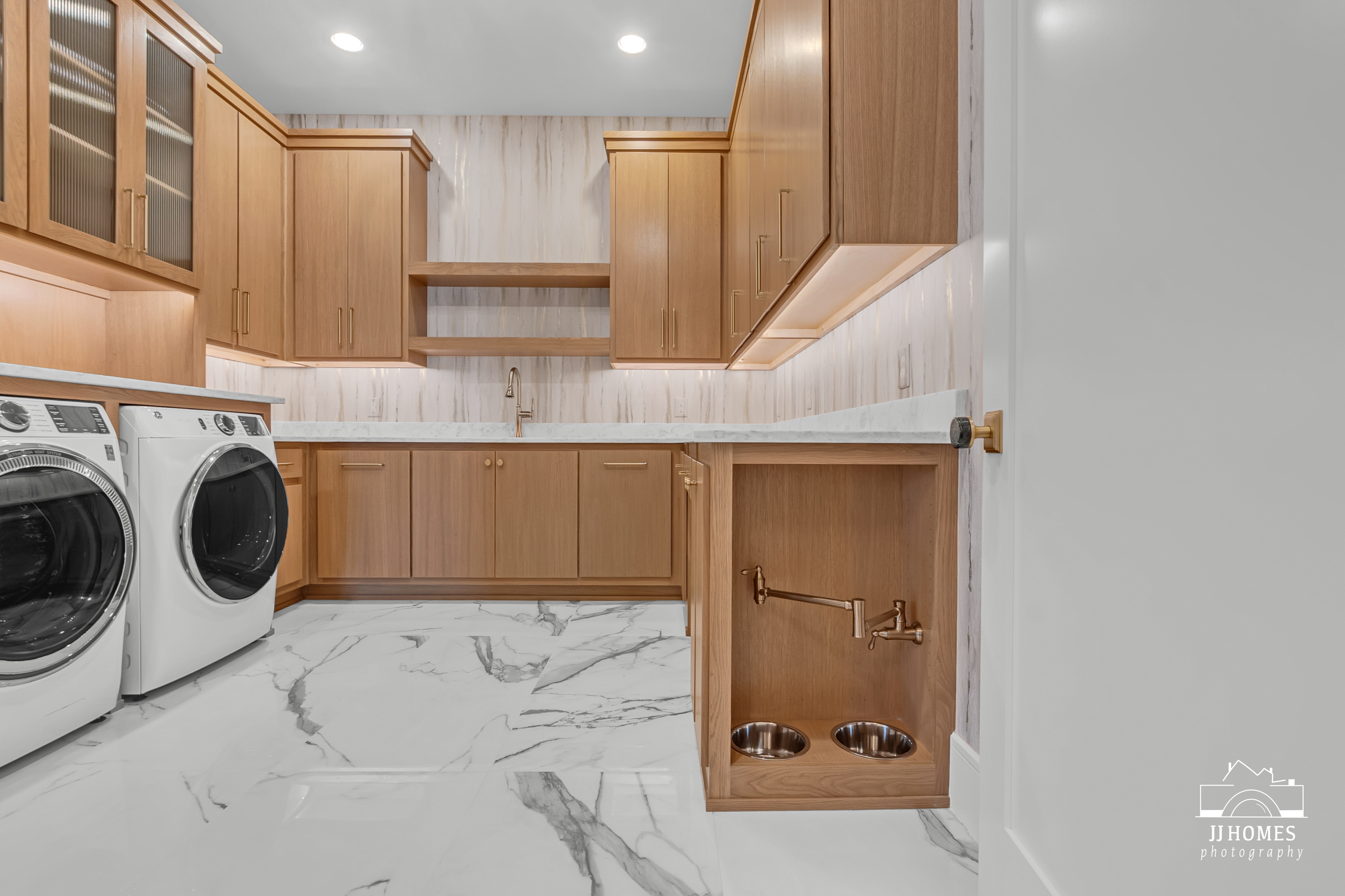 5907 N EAGLE RD - Gallery Image 67
