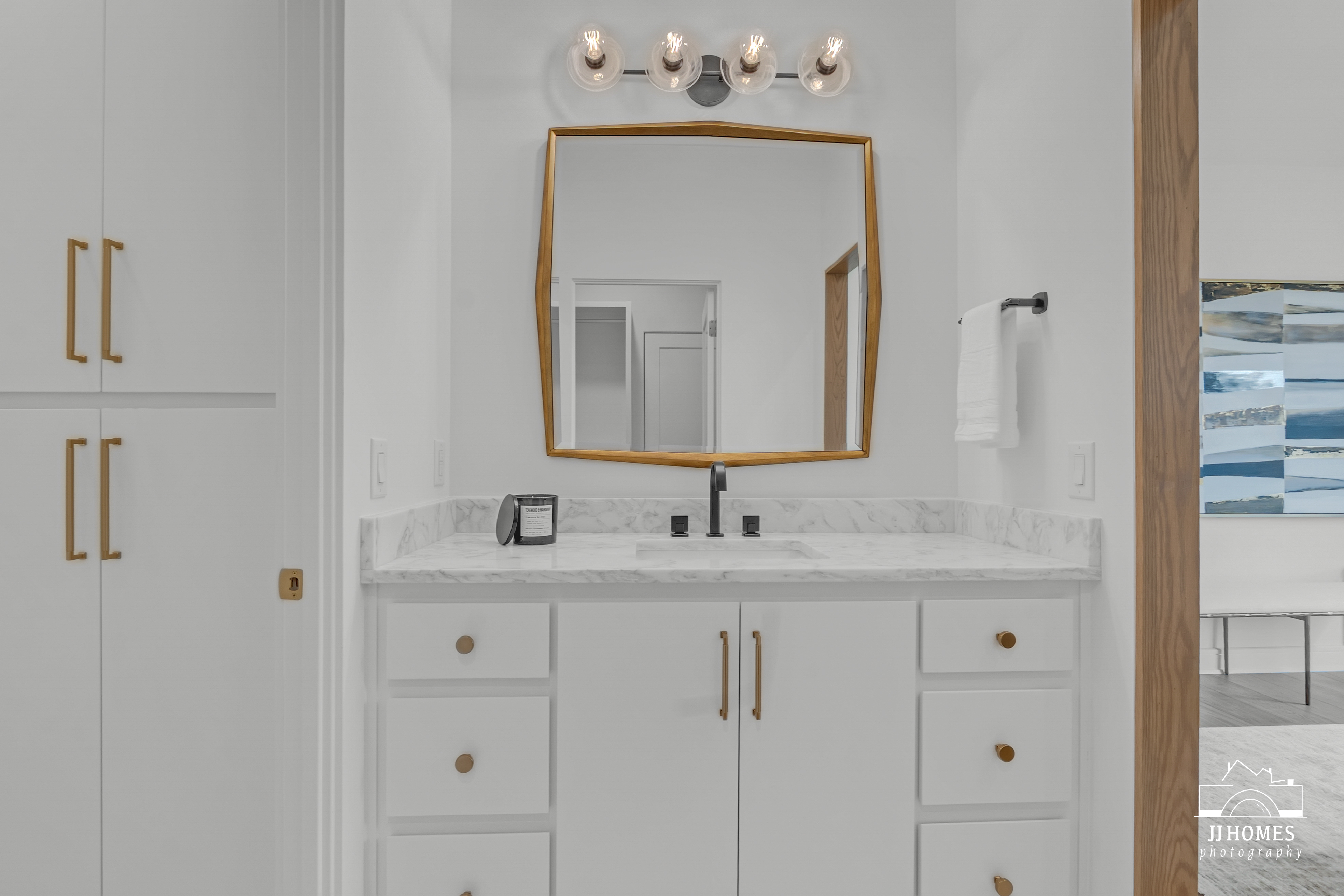 5907 N EAGLE RD - Gallery Image 106
