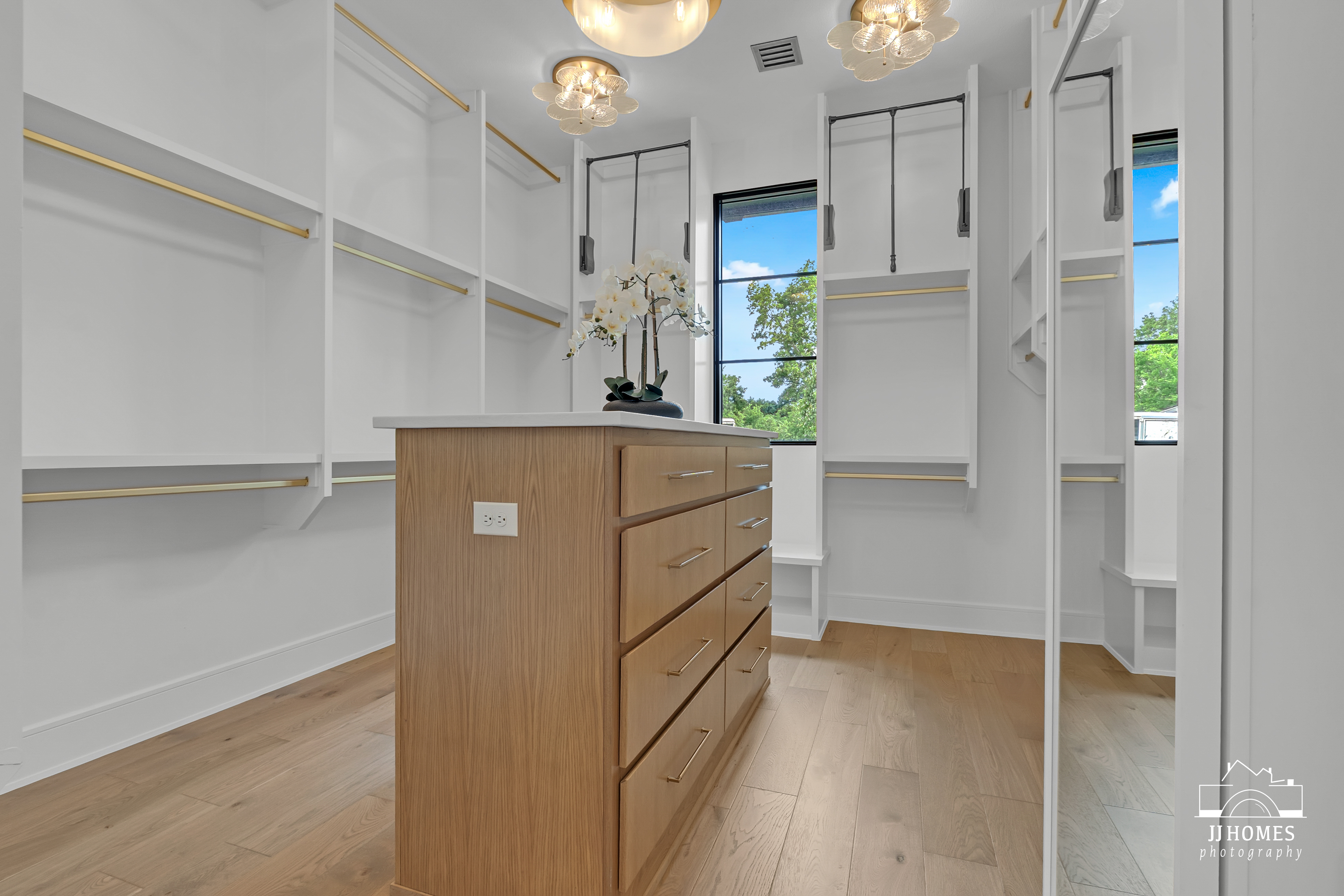 5907 N EAGLE RD - Gallery Image 115