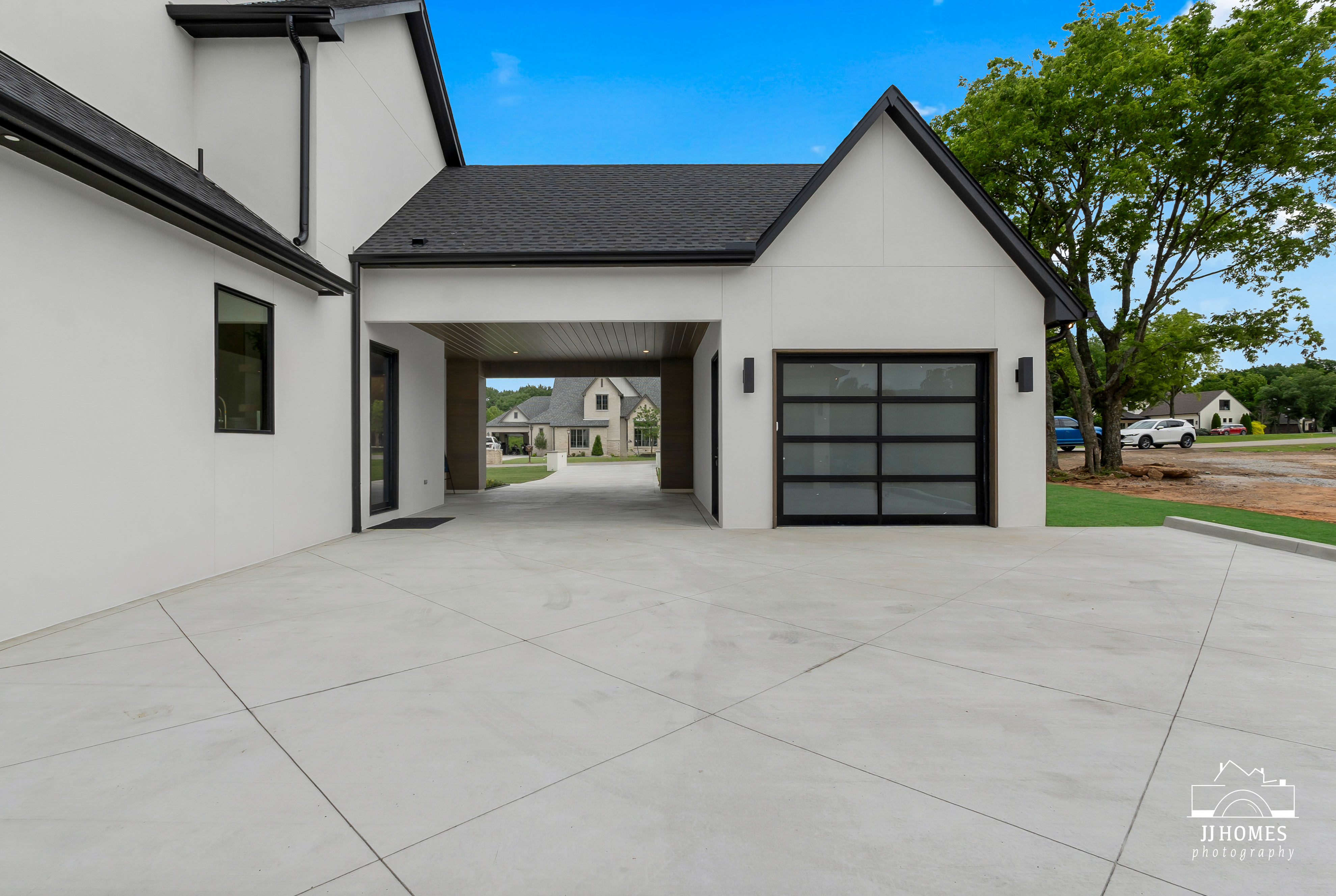 5907 N EAGLE RD - Gallery Image 136