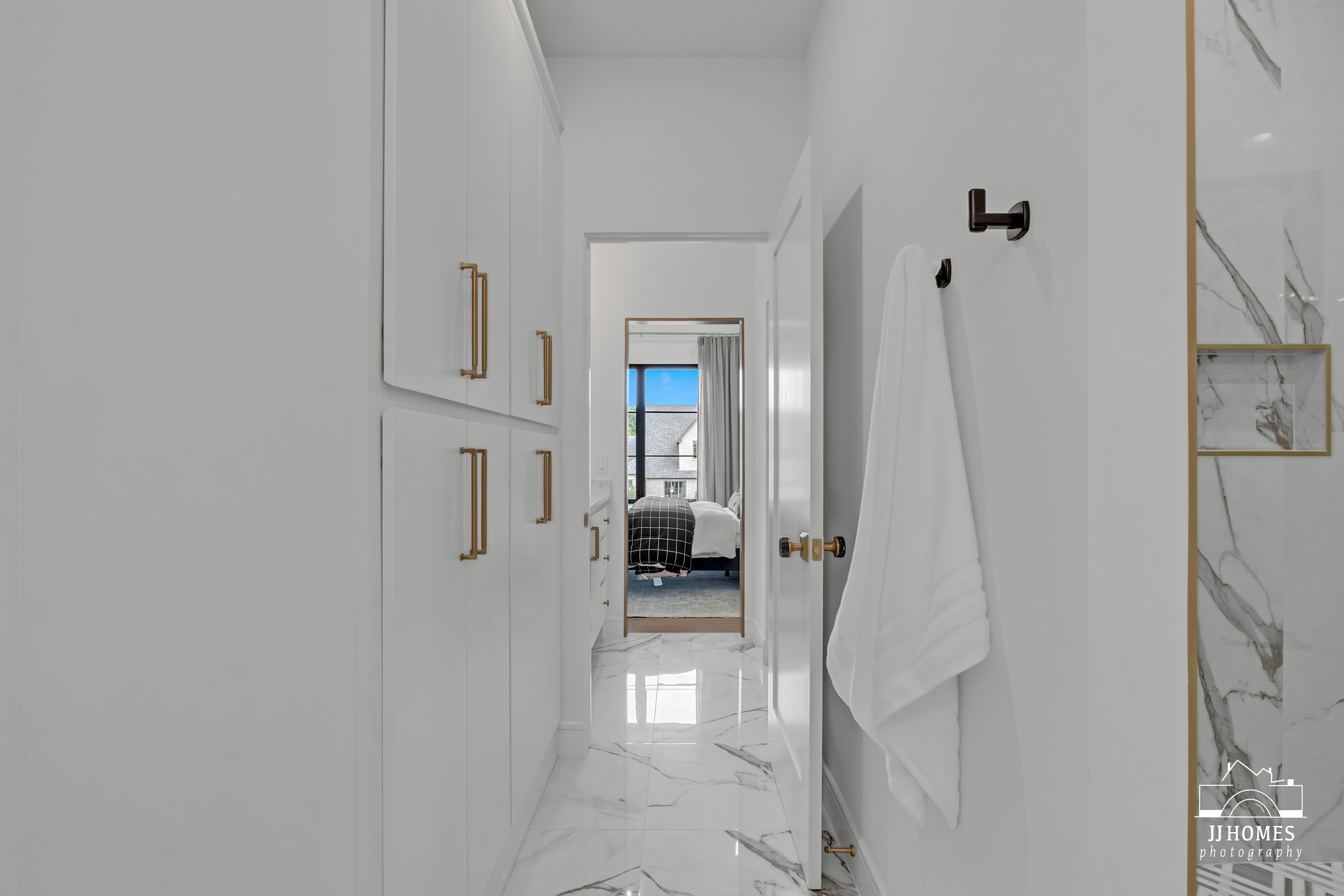 5907 N EAGLE RD - Gallery Image 143