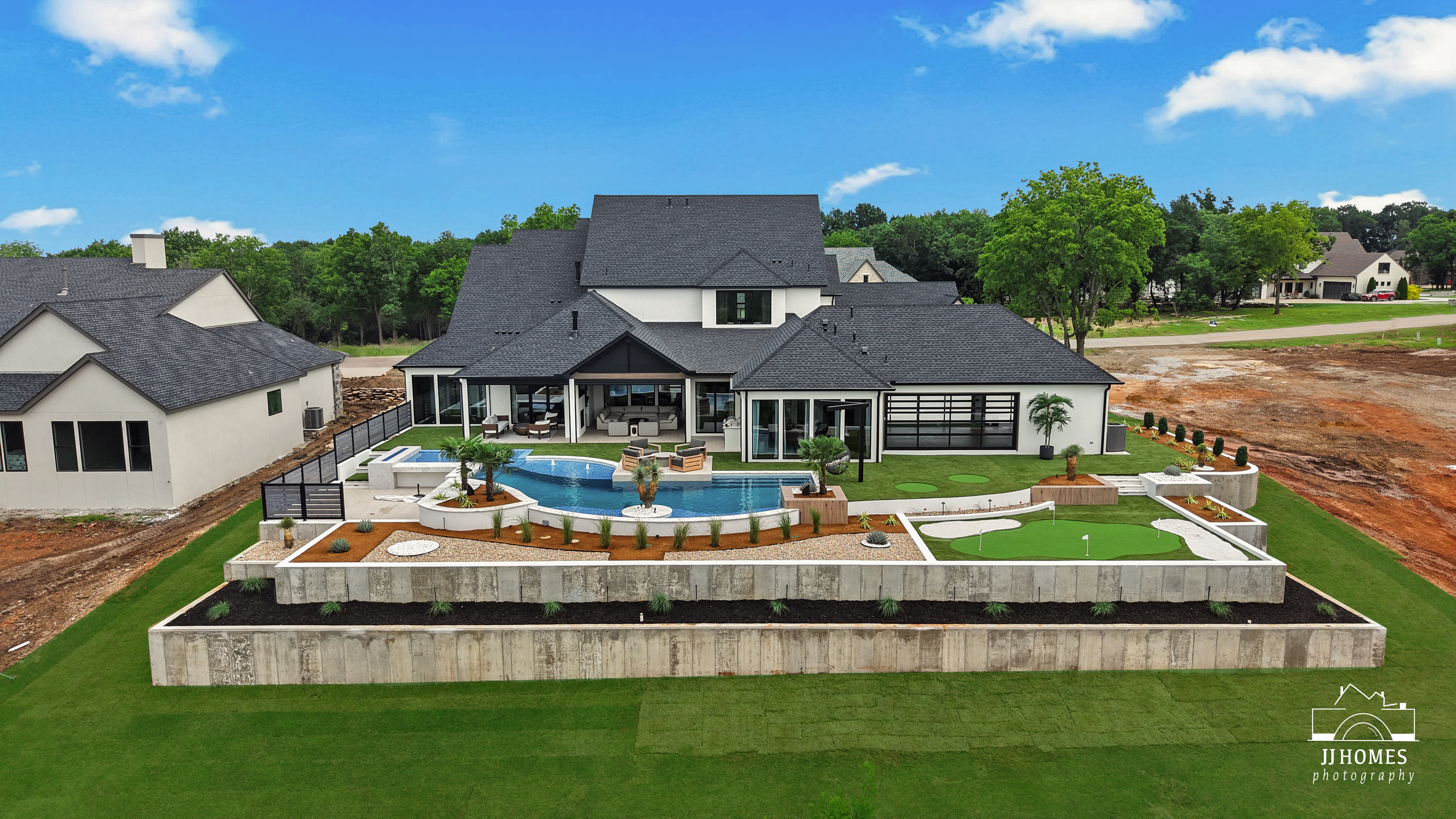 5907 N EAGLE RD - Gallery Image 155