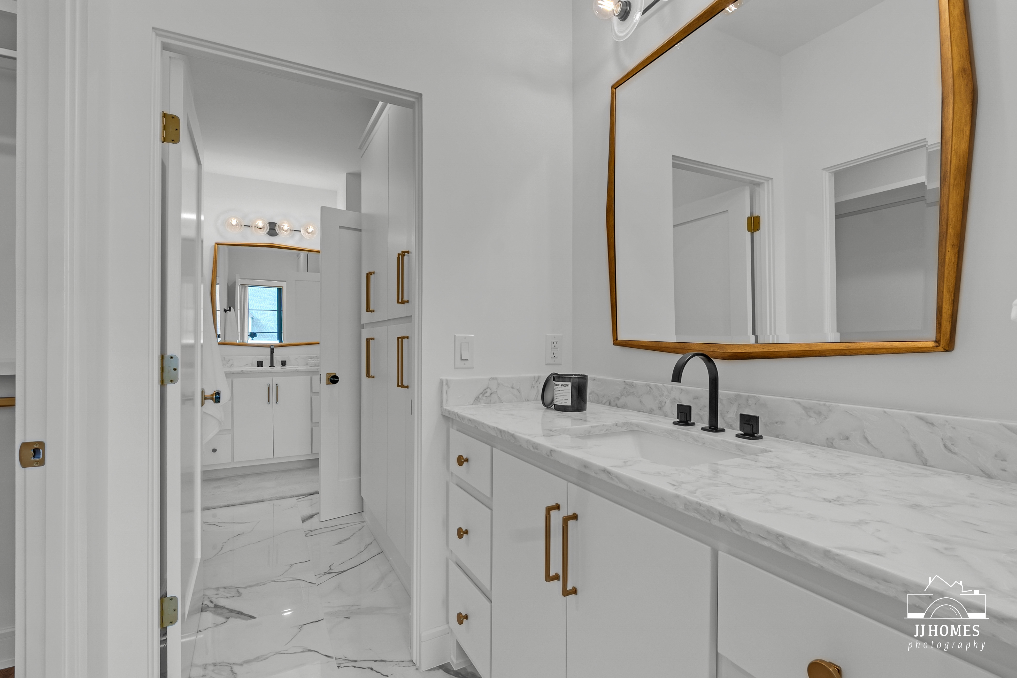 5907 N EAGLE RD - Gallery Image 157