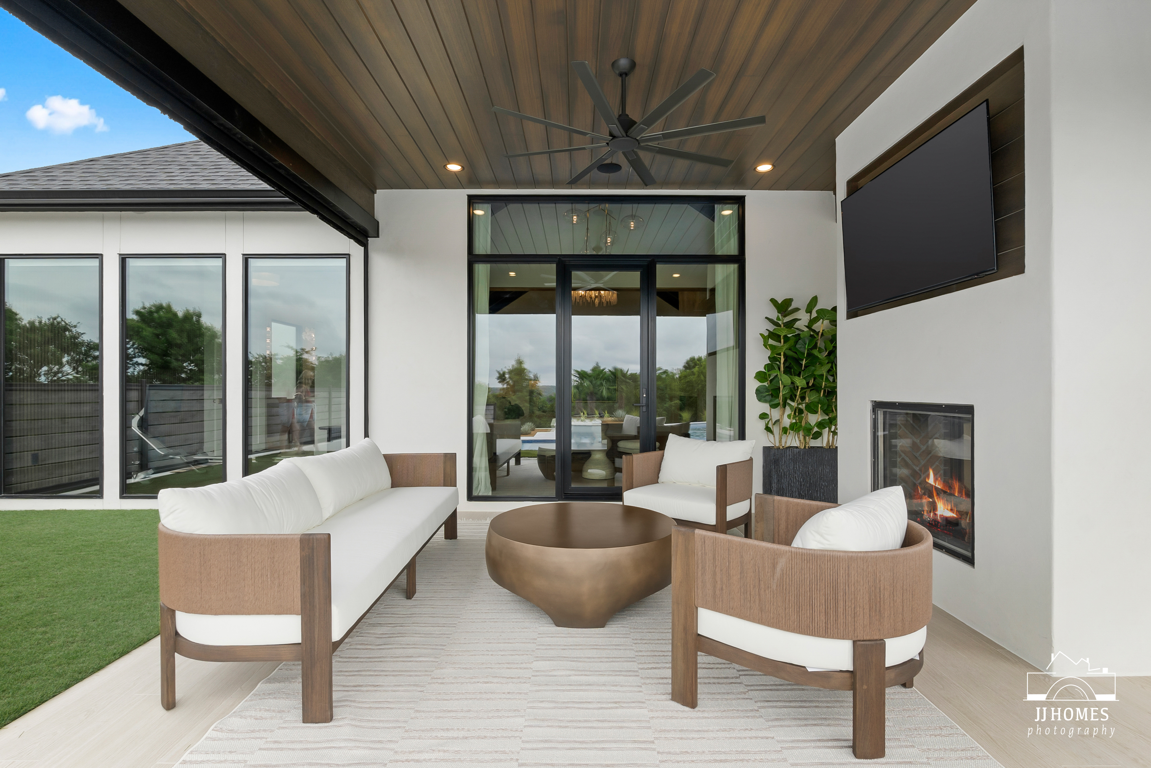 5907 N EAGLE RD - Gallery Image 165