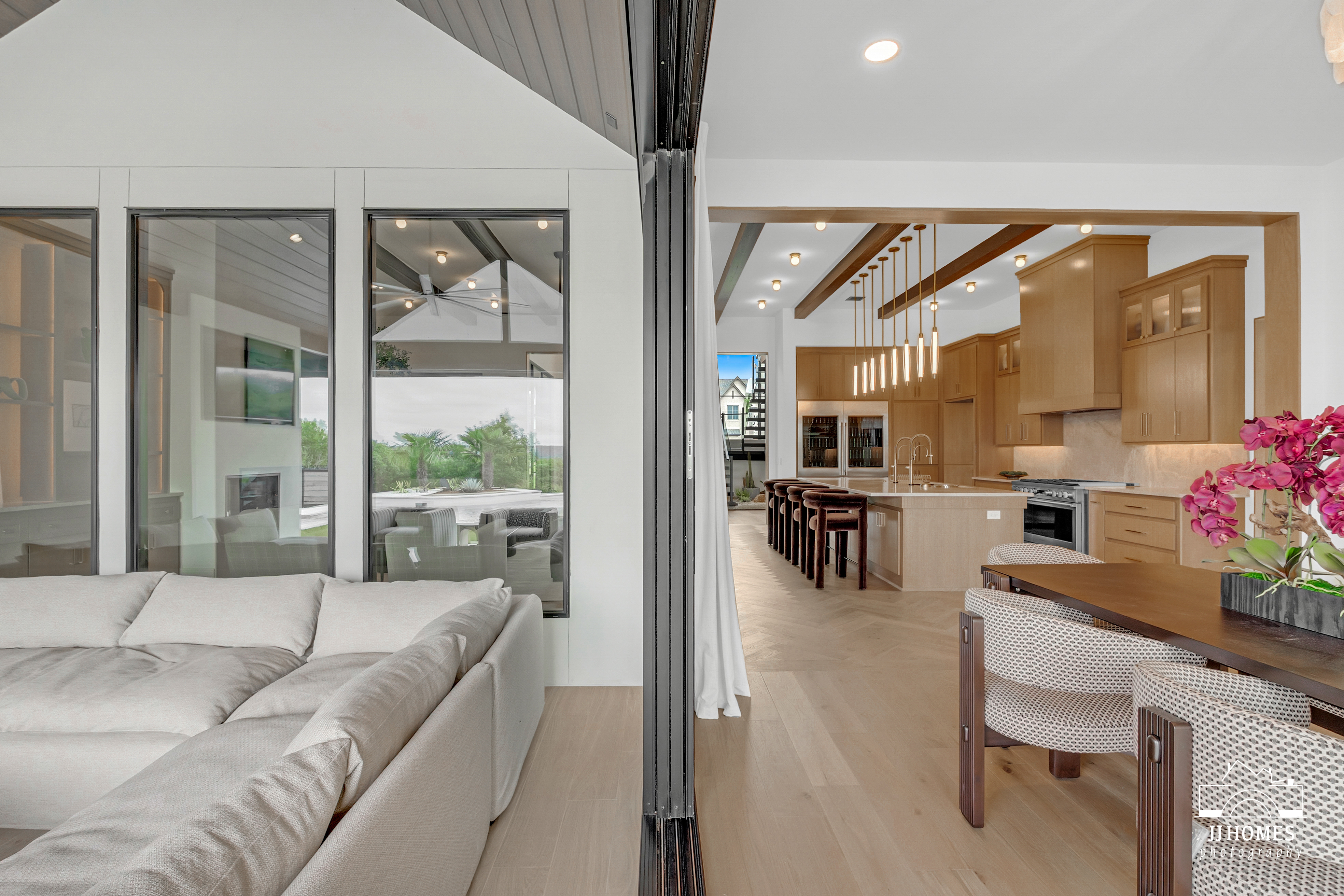 5907 N EAGLE RD - Gallery Image 181