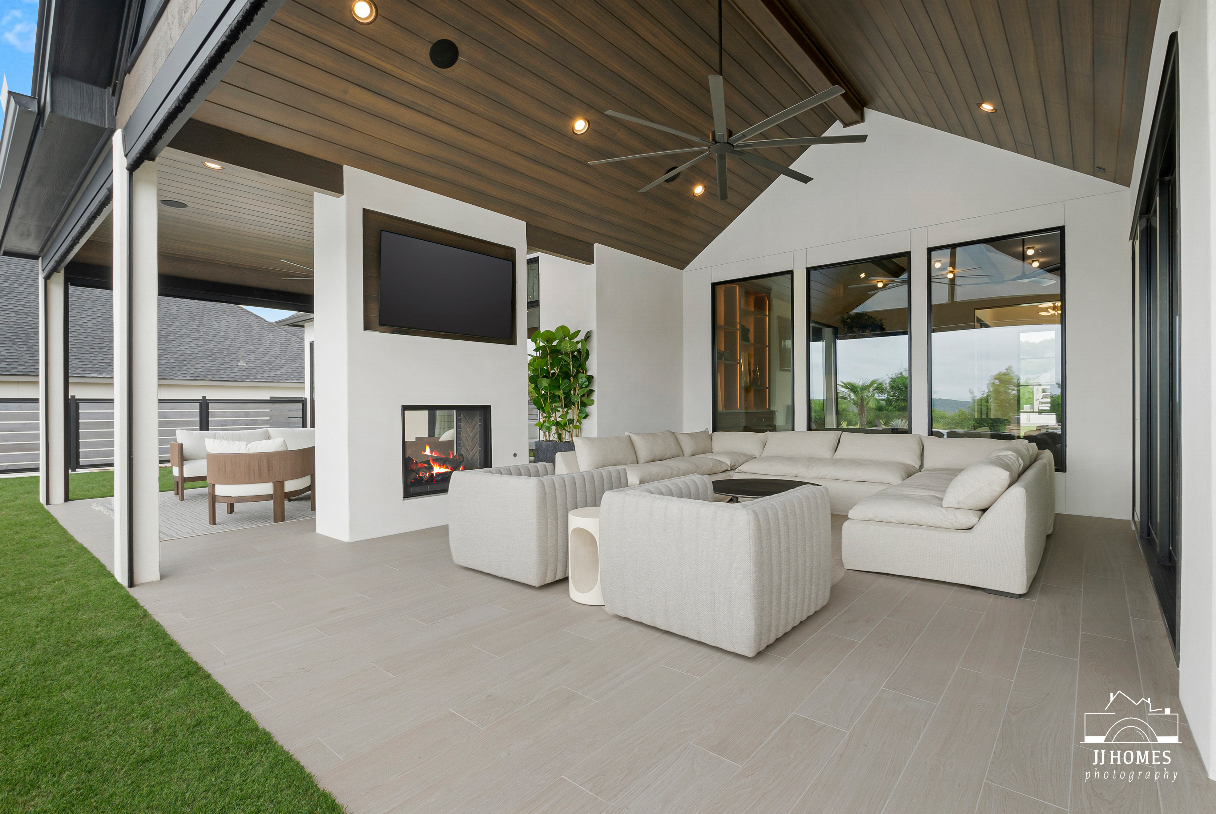 5907 N EAGLE RD - Gallery Image 186