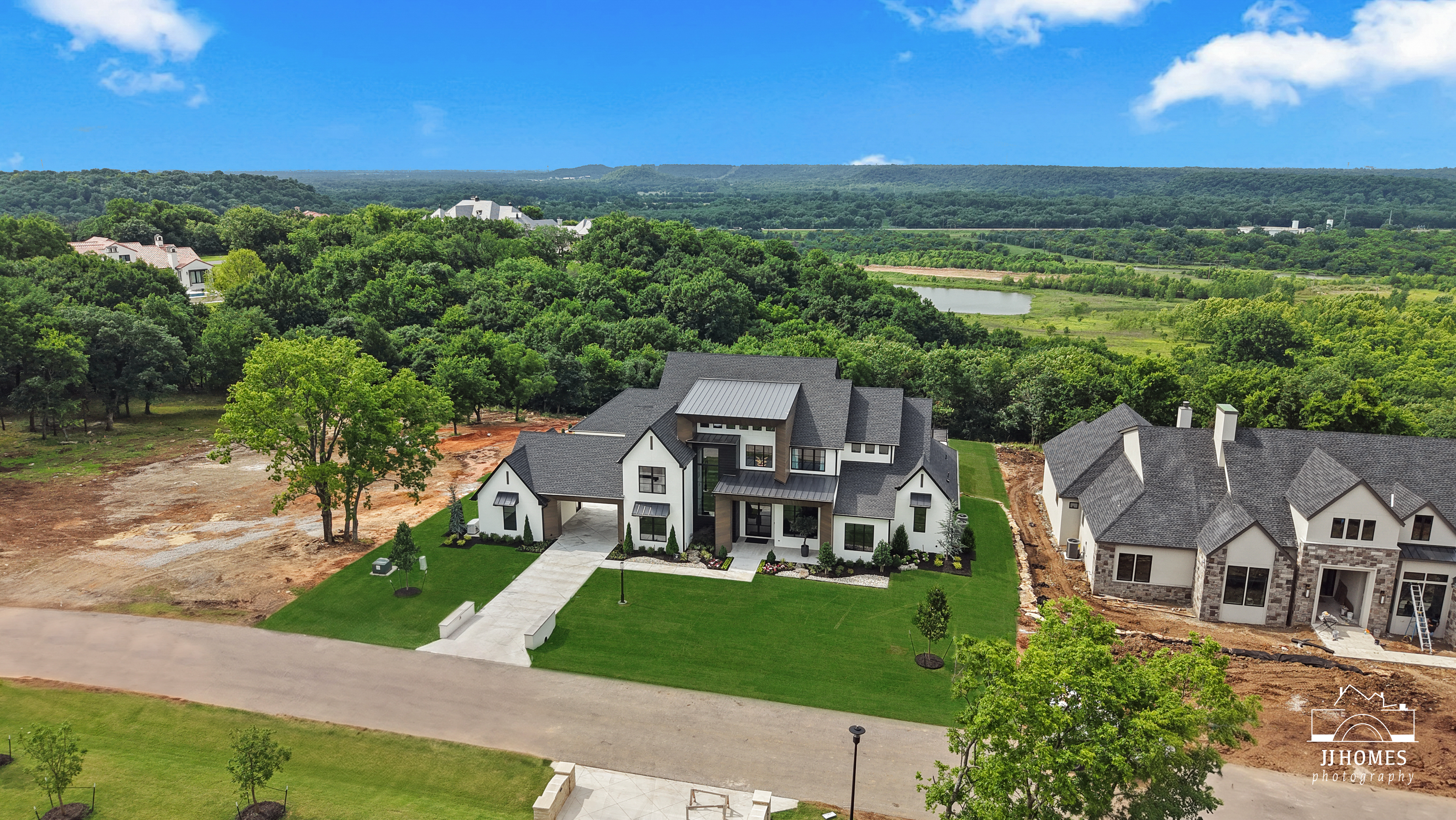 5907 N EAGLE RD - Gallery Image 190