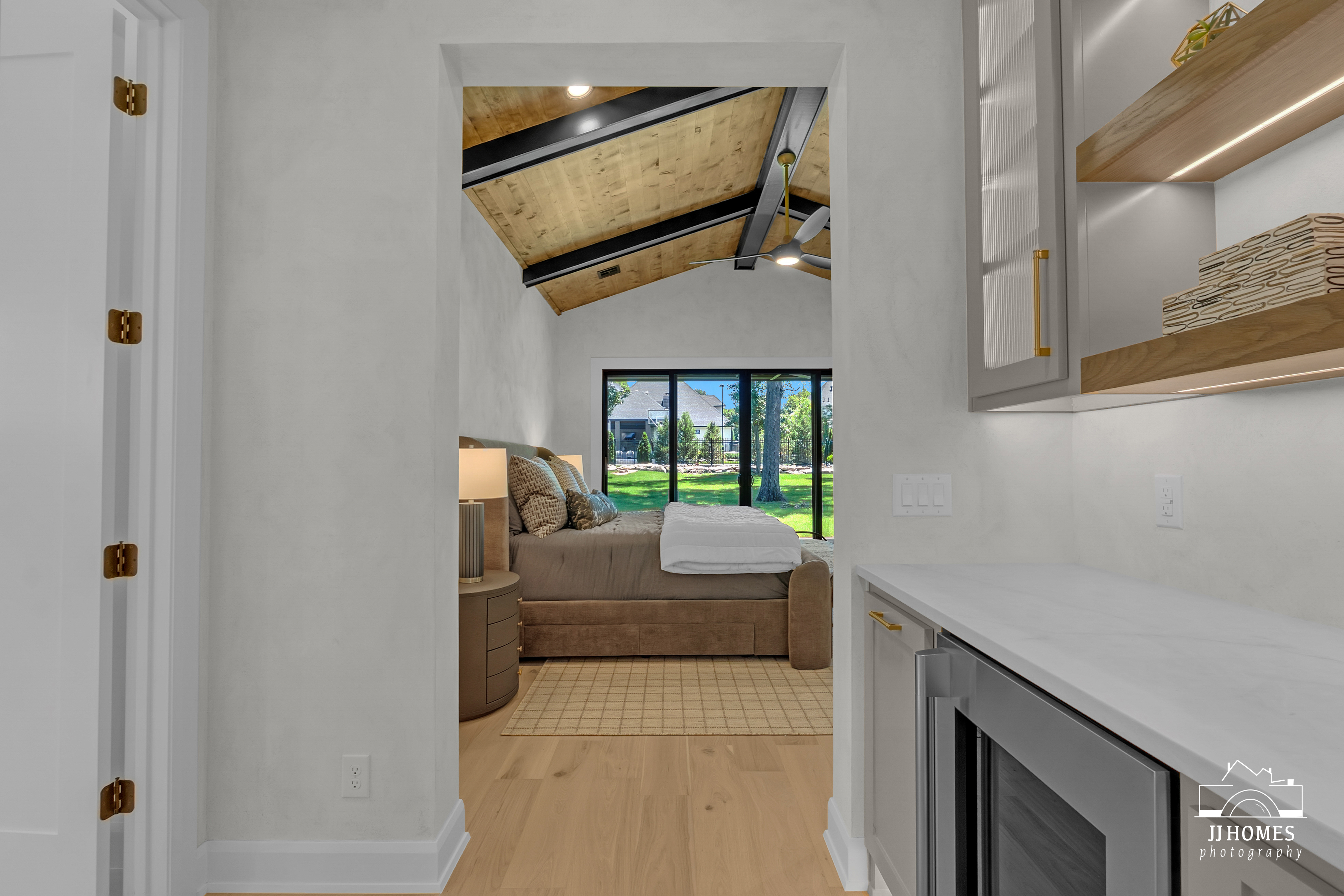 17878 E FALCON PASS - Gallery Image 25