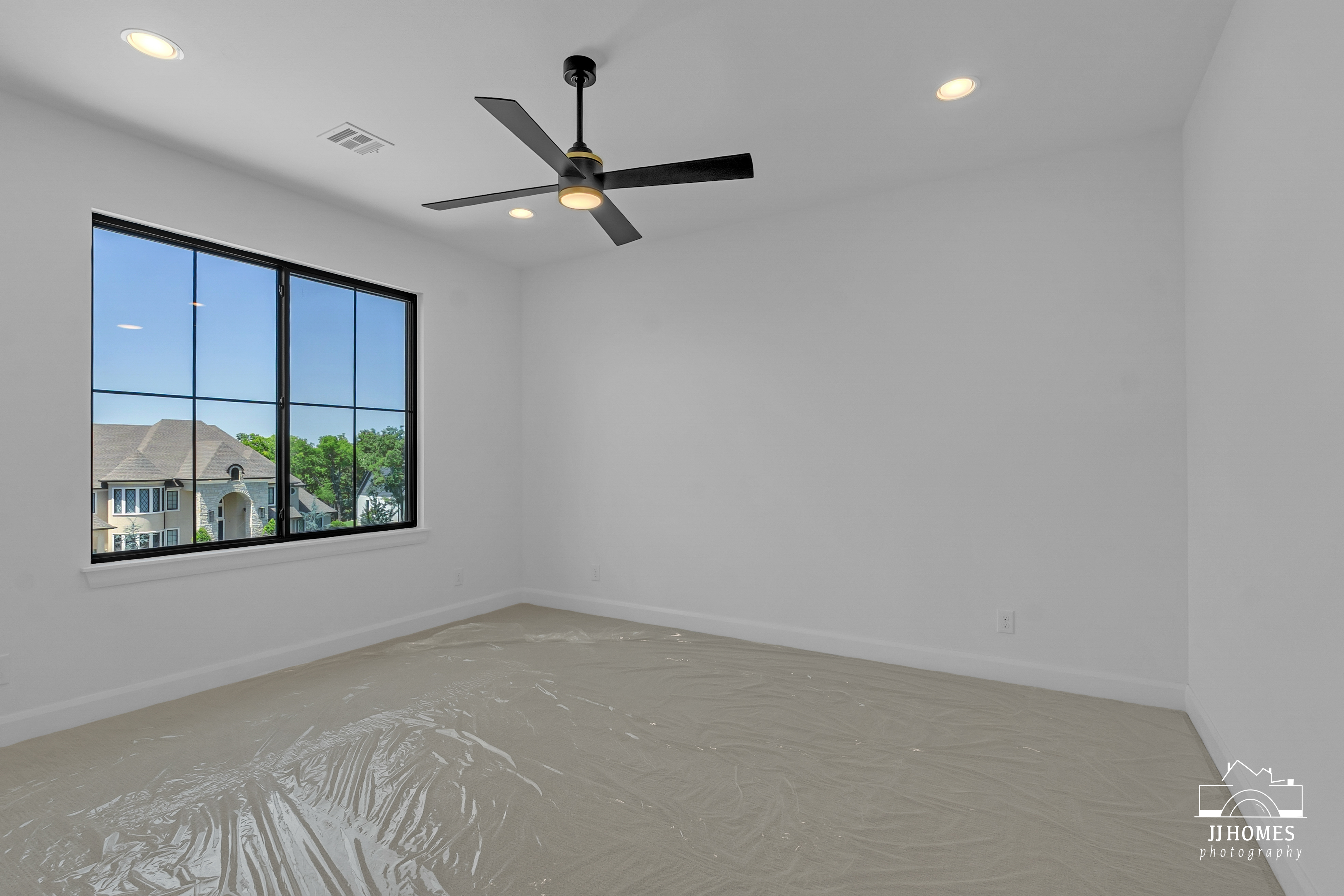 17878 E FALCON PASS - Gallery Image 28