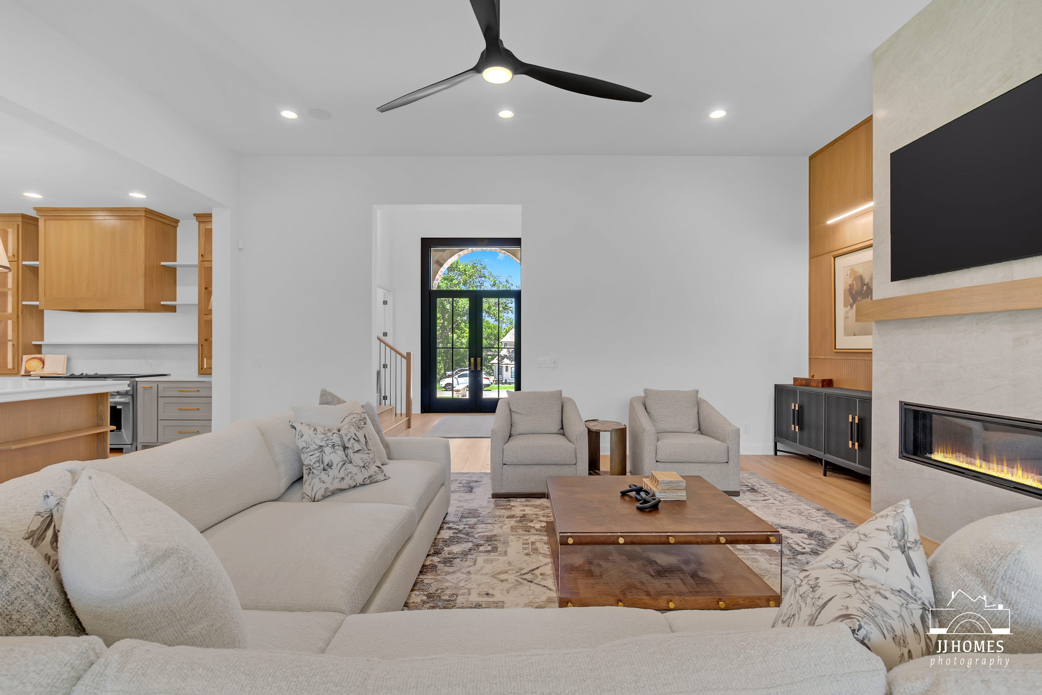17878 E FALCON PASS - Gallery Image 52