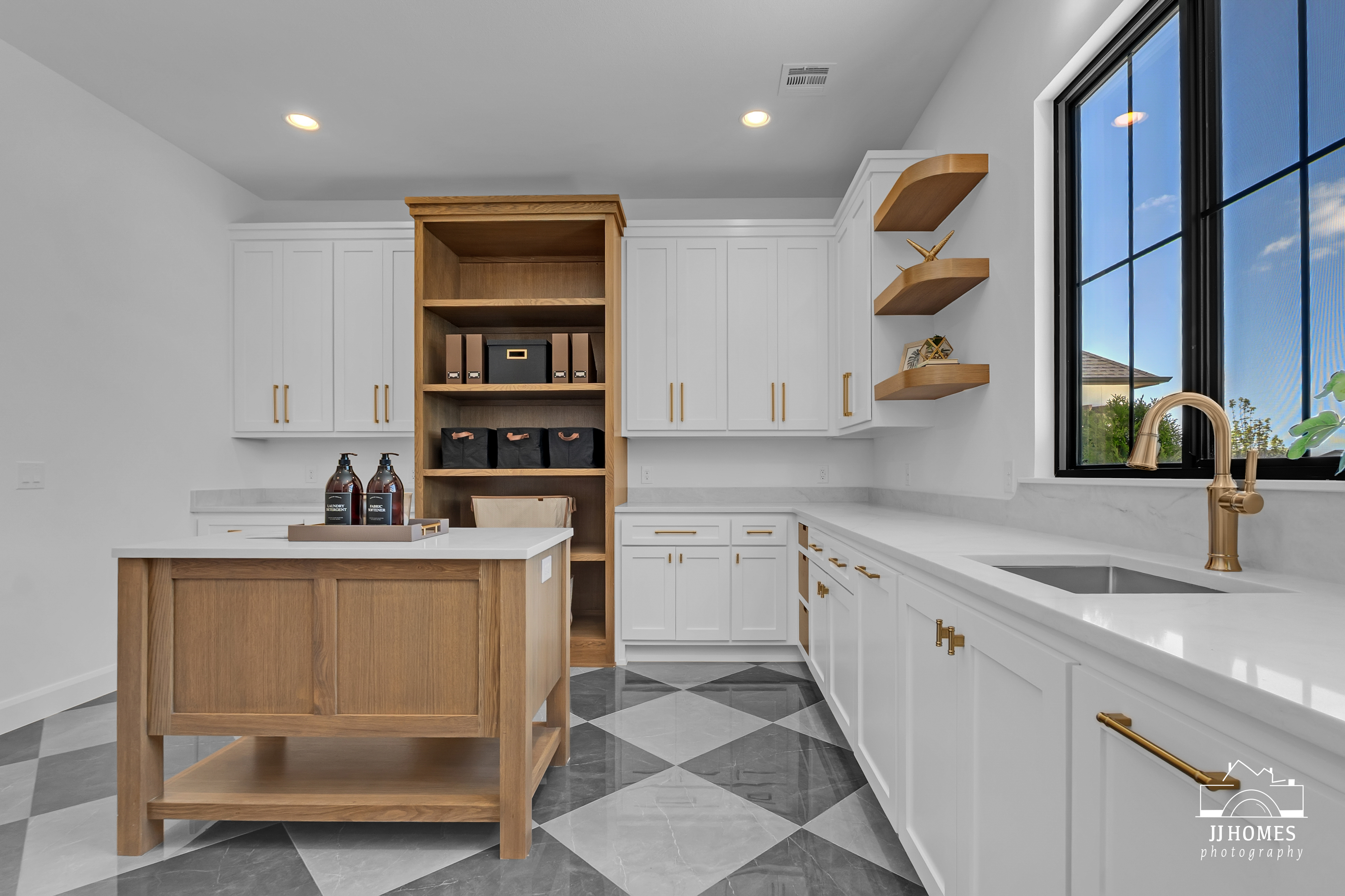 17878 E FALCON PASS - Gallery Image 79