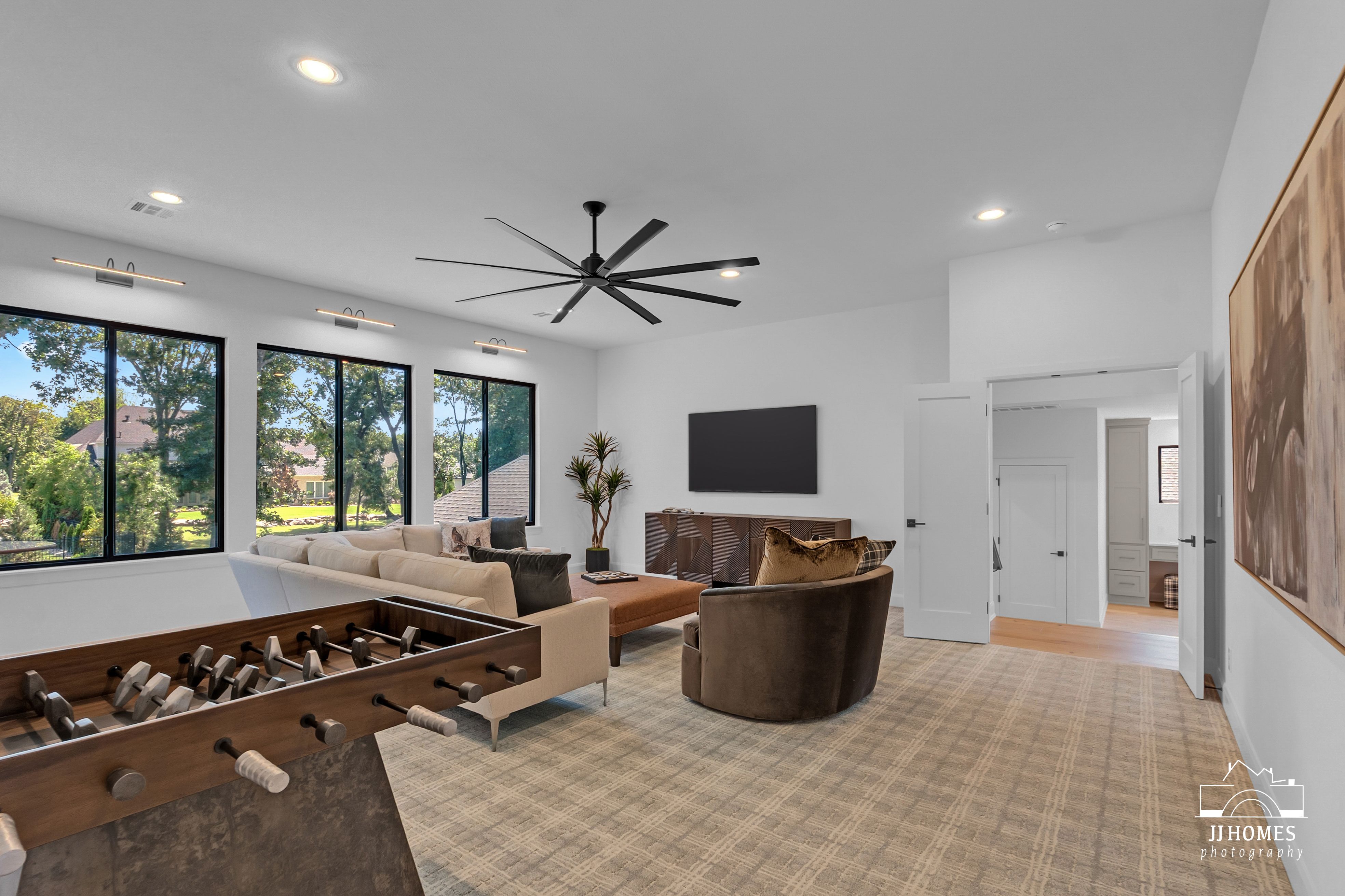 17878 E FALCON PASS - Gallery Image 126