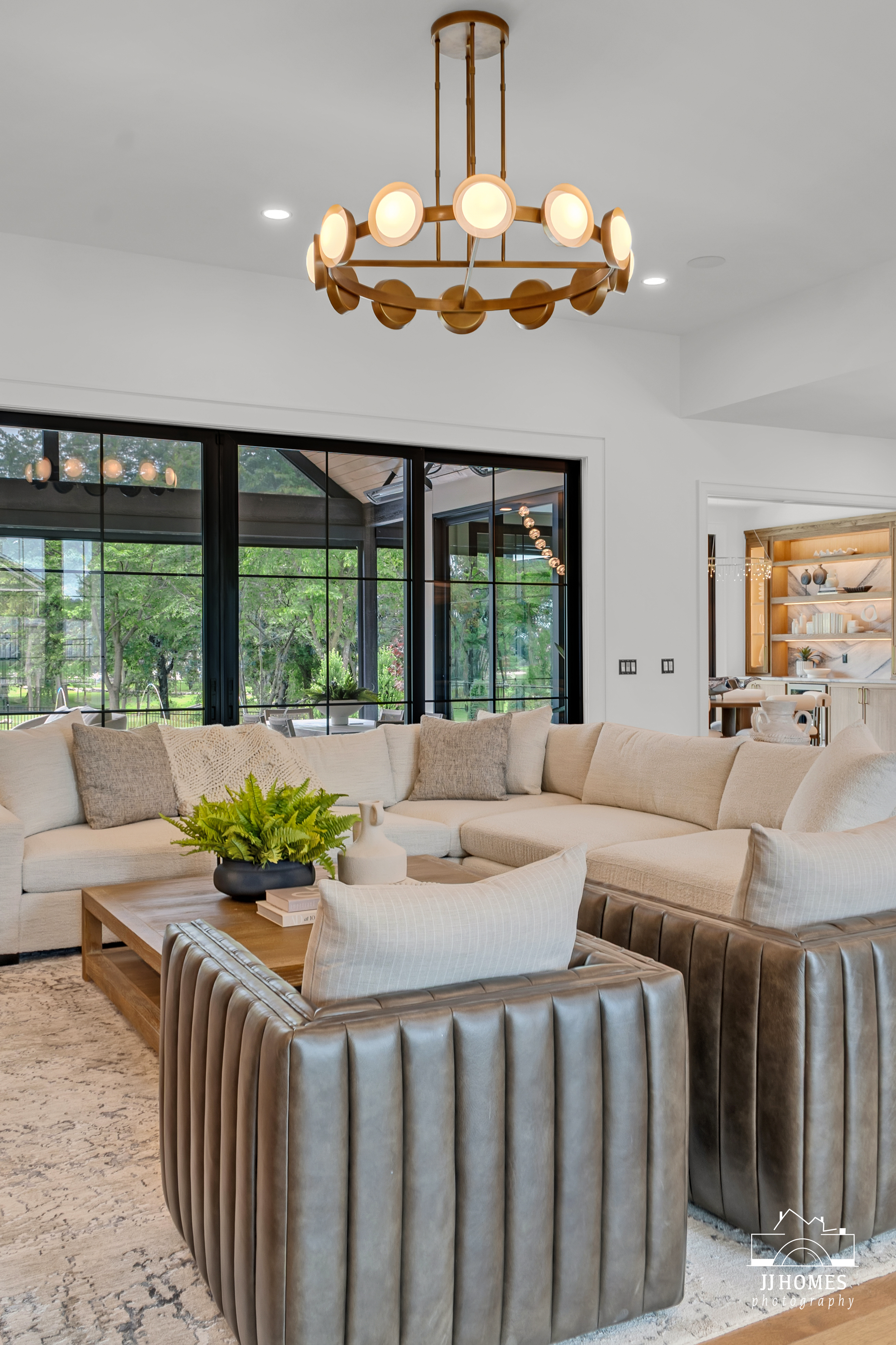 704 N 89TH ST - Gallery Image 6