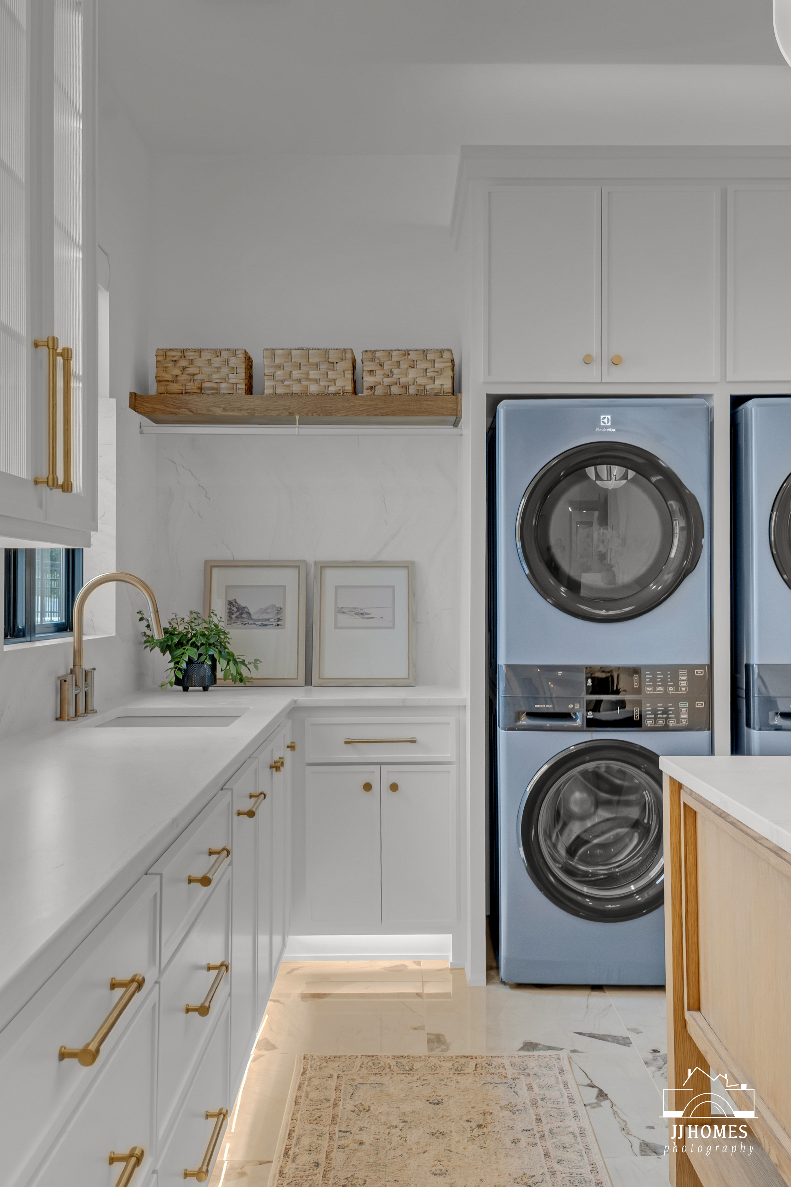 704 N 89TH ST - Gallery Image 11