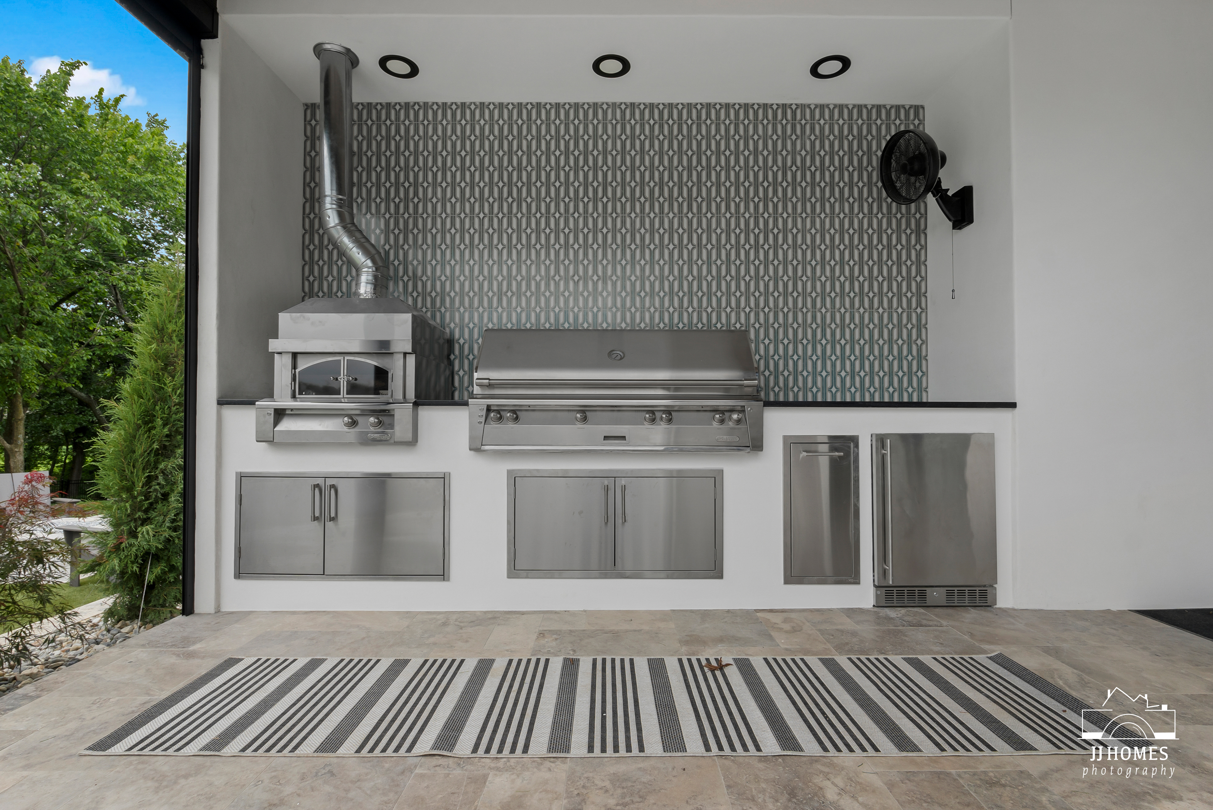 704 N 89TH ST - Gallery Image 15