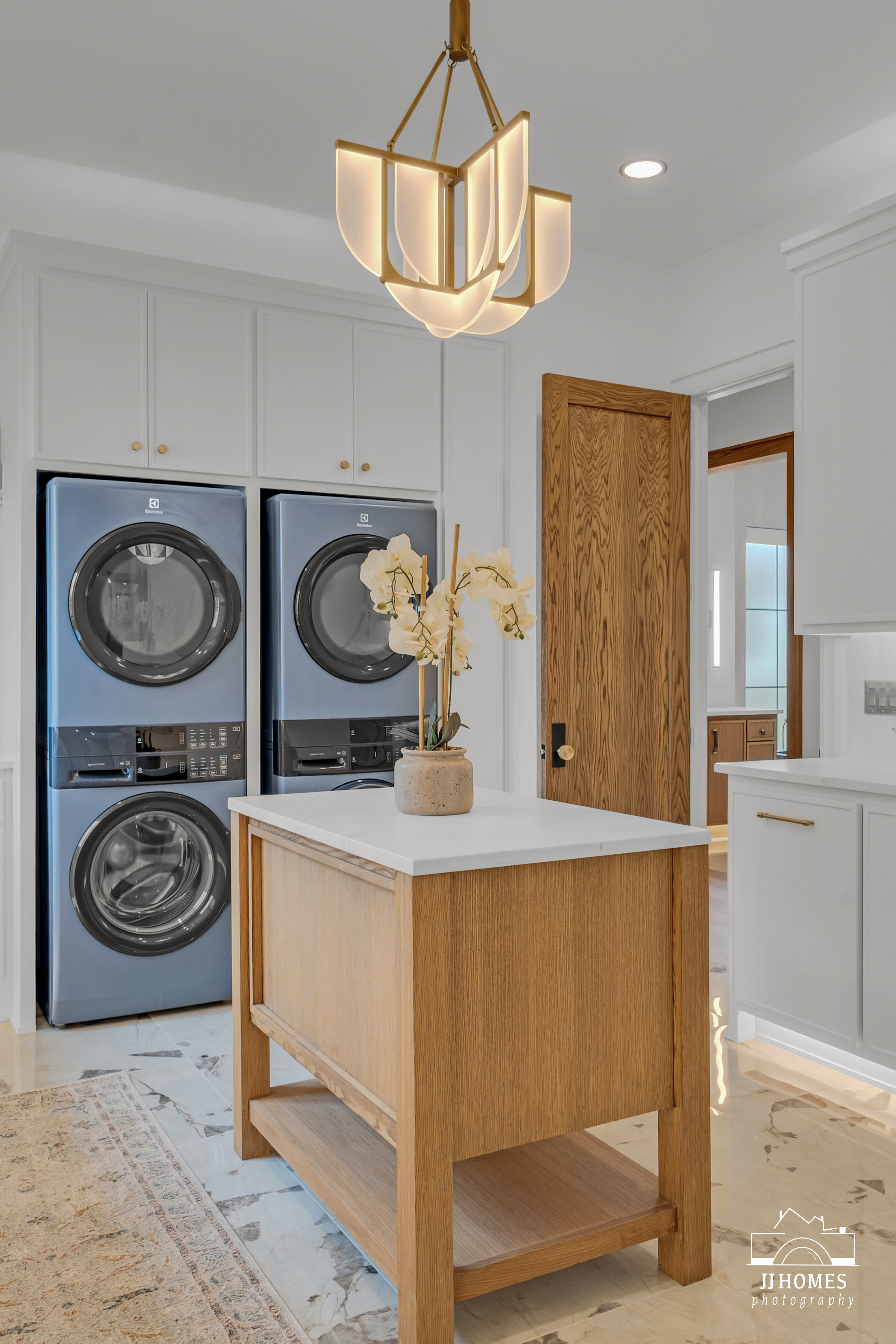 704 N 89TH ST - Gallery Image 18