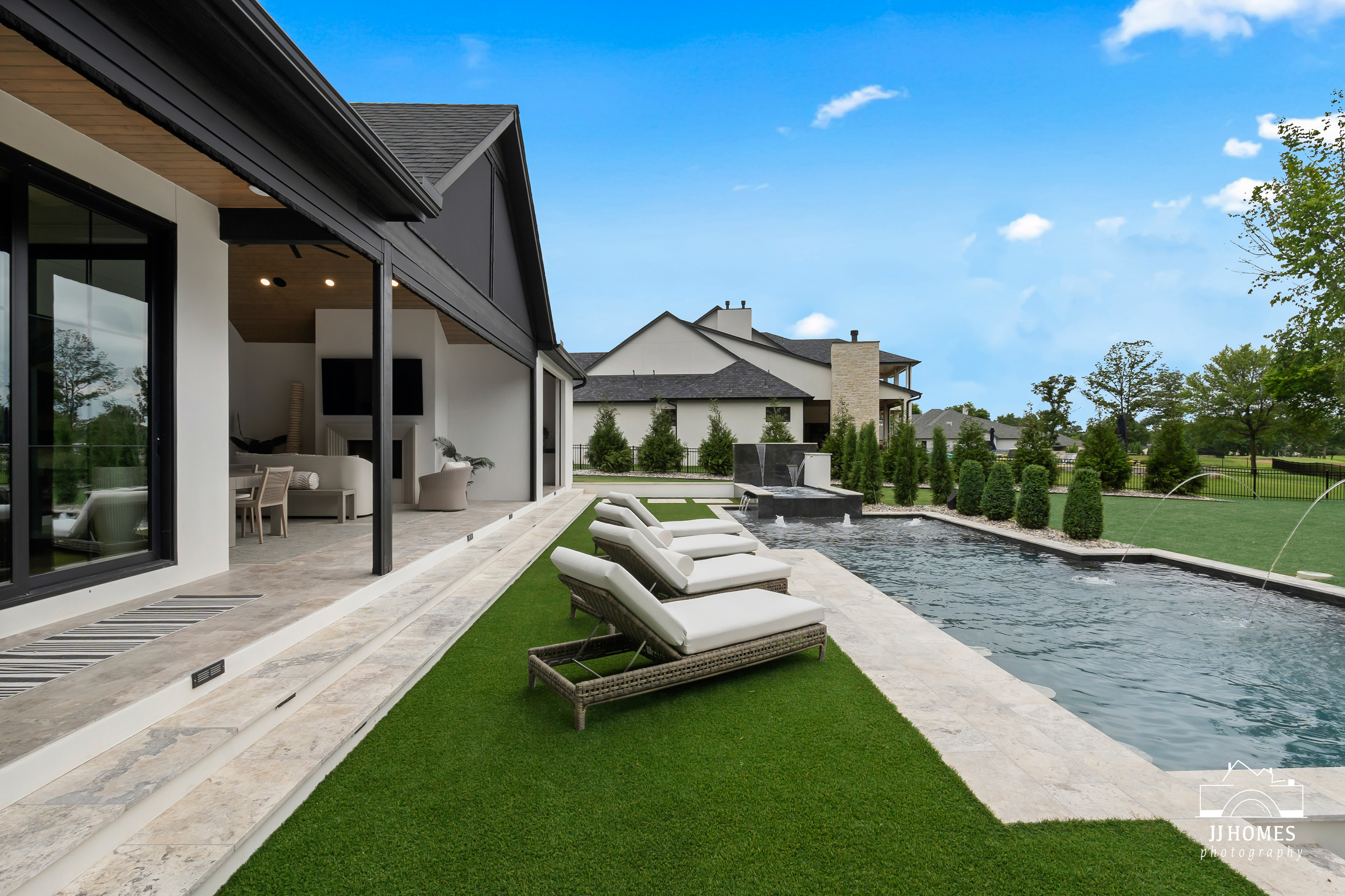 704 N 89TH ST - Gallery Image 26