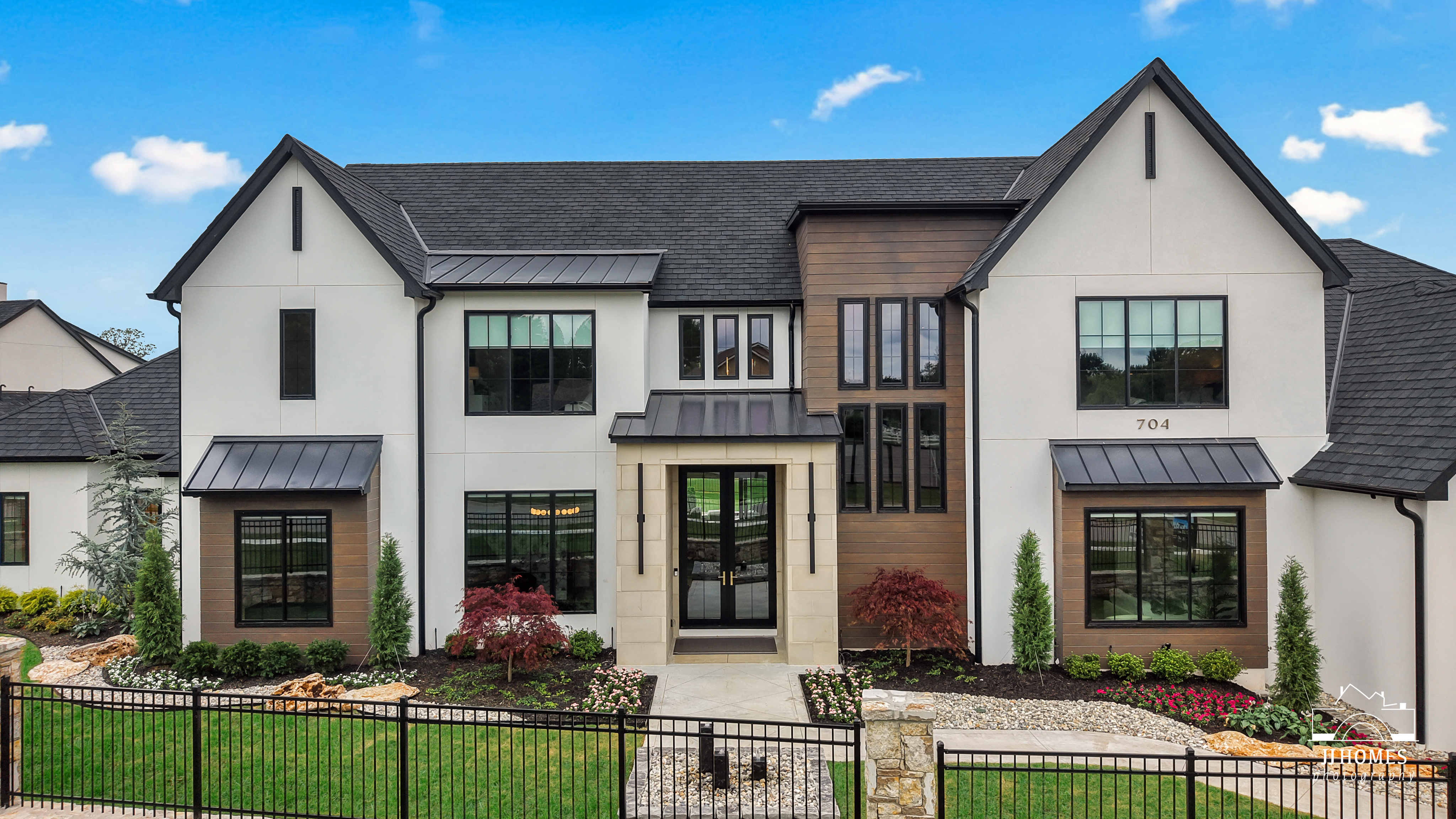 704 N 89TH ST - Gallery Image 29