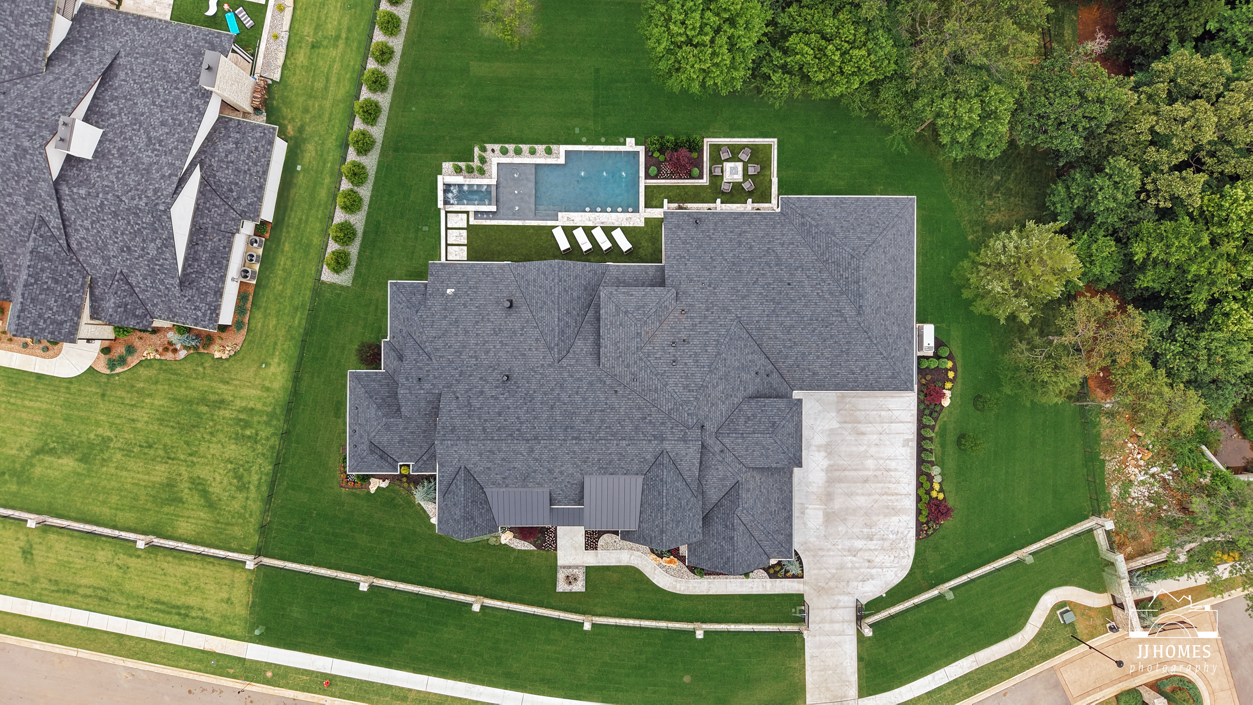 704 N 89TH ST - Gallery Image 35