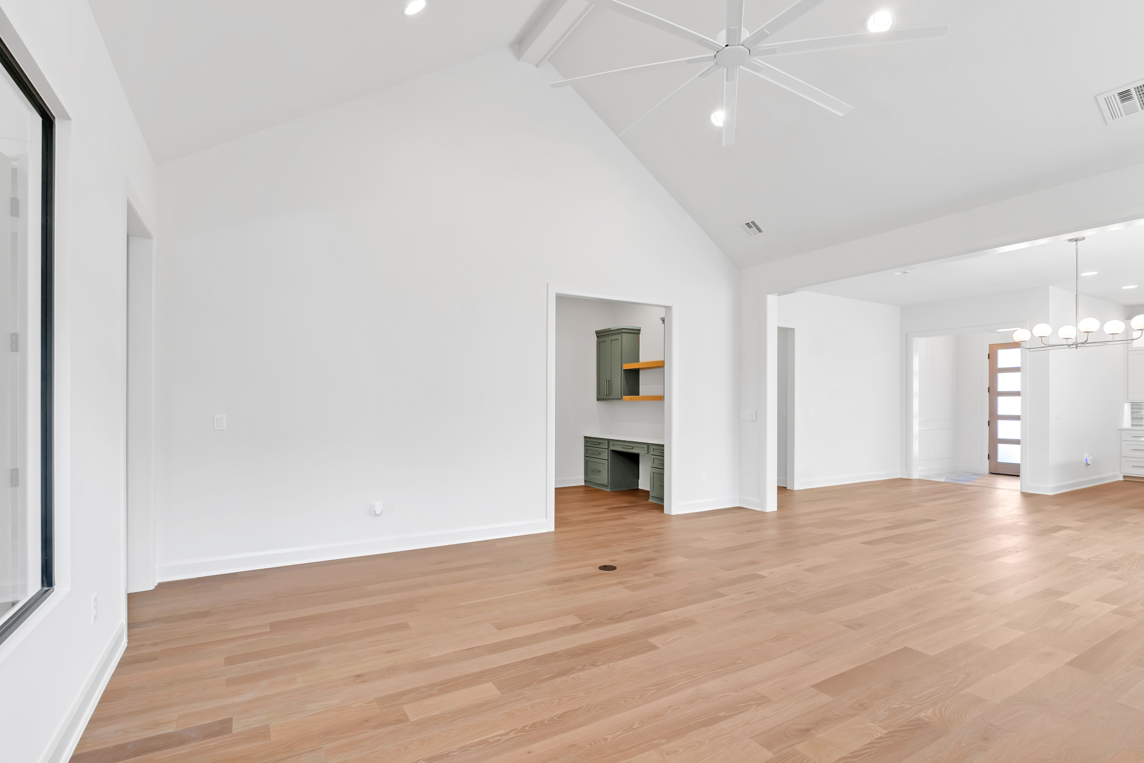 11962 S 94TH E AVE - Gallery Image 7