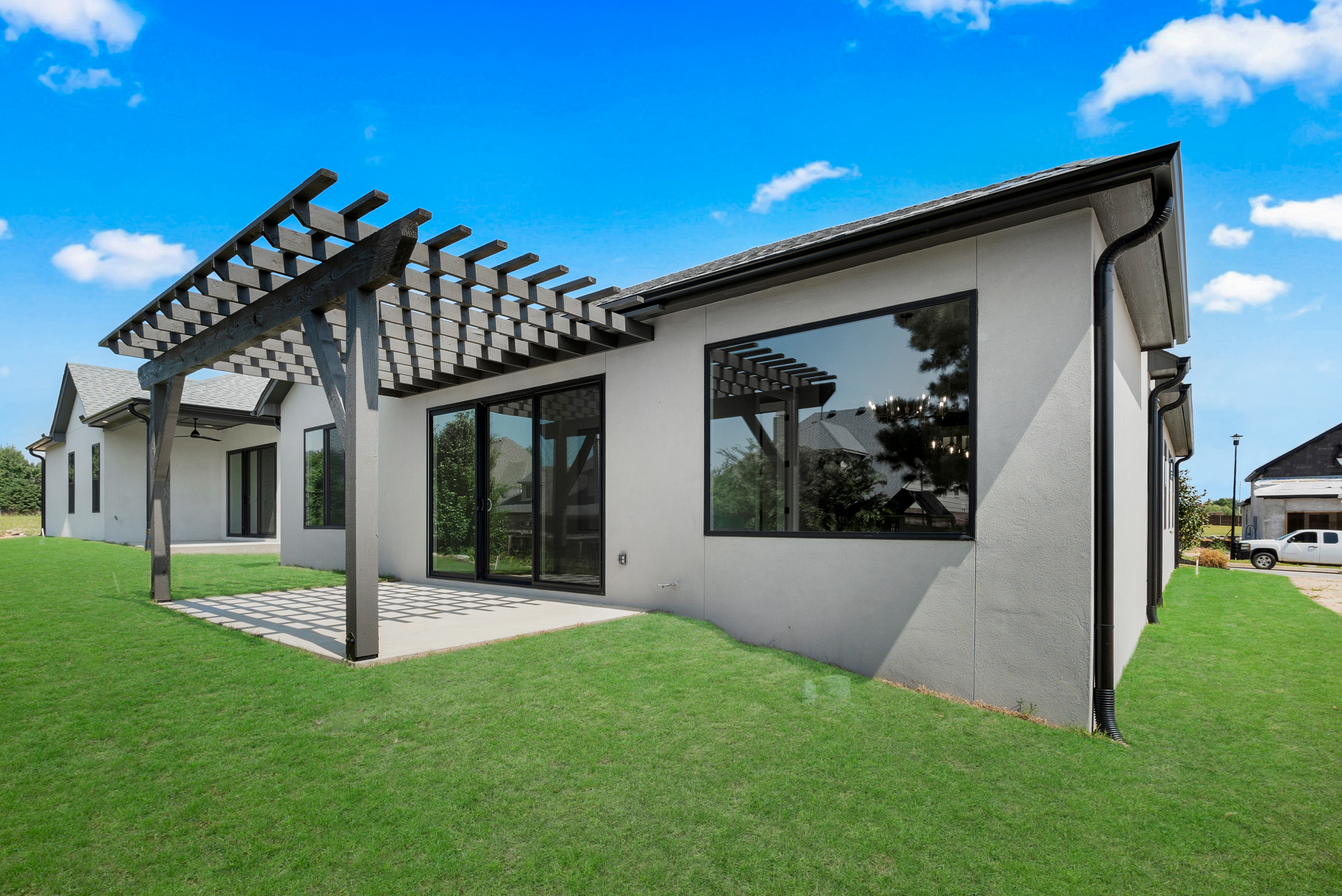 11966 S 94TH E AVE - Gallery Image 1
