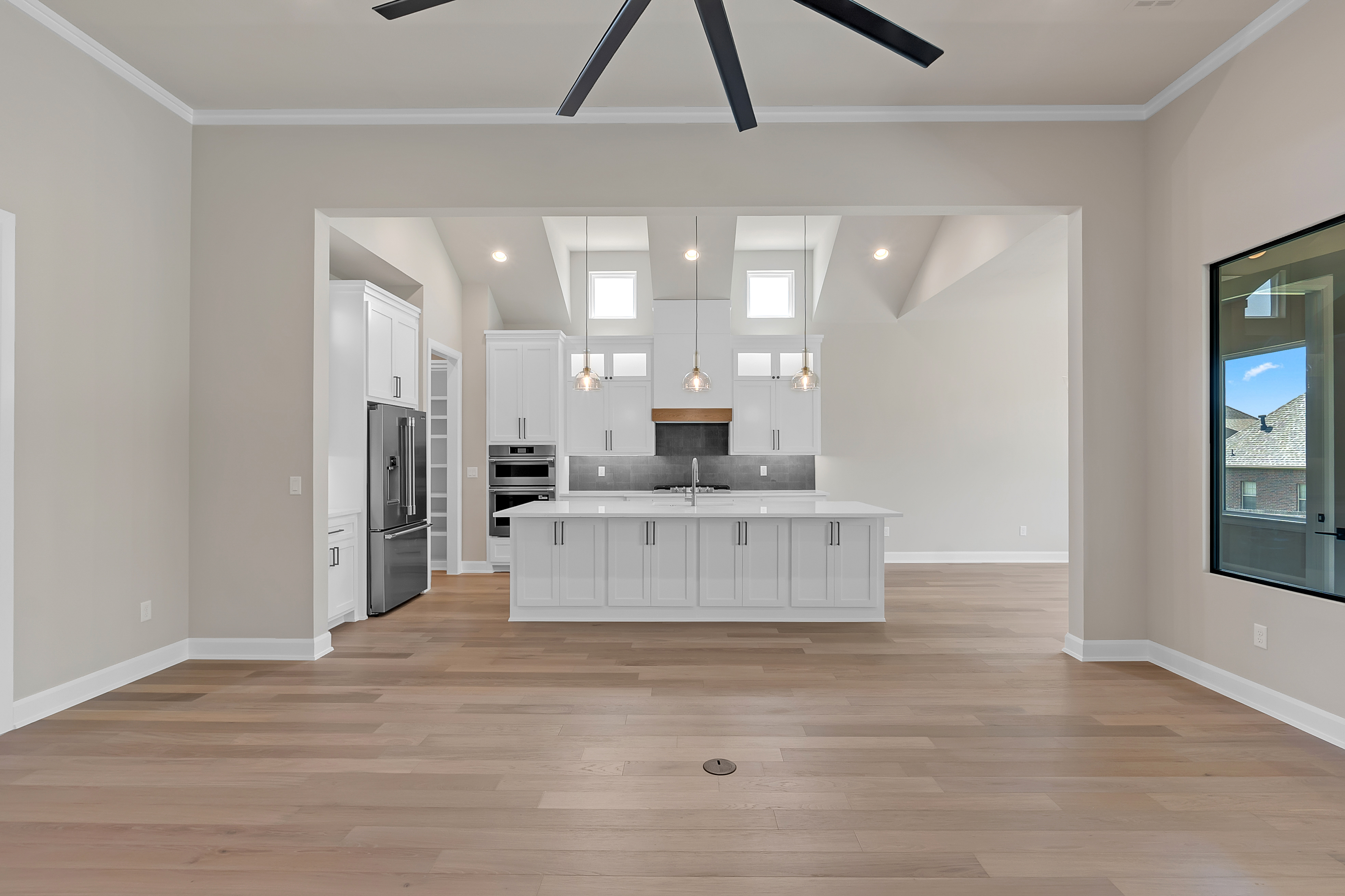 11966 S 94TH E AVE - Gallery Image 10