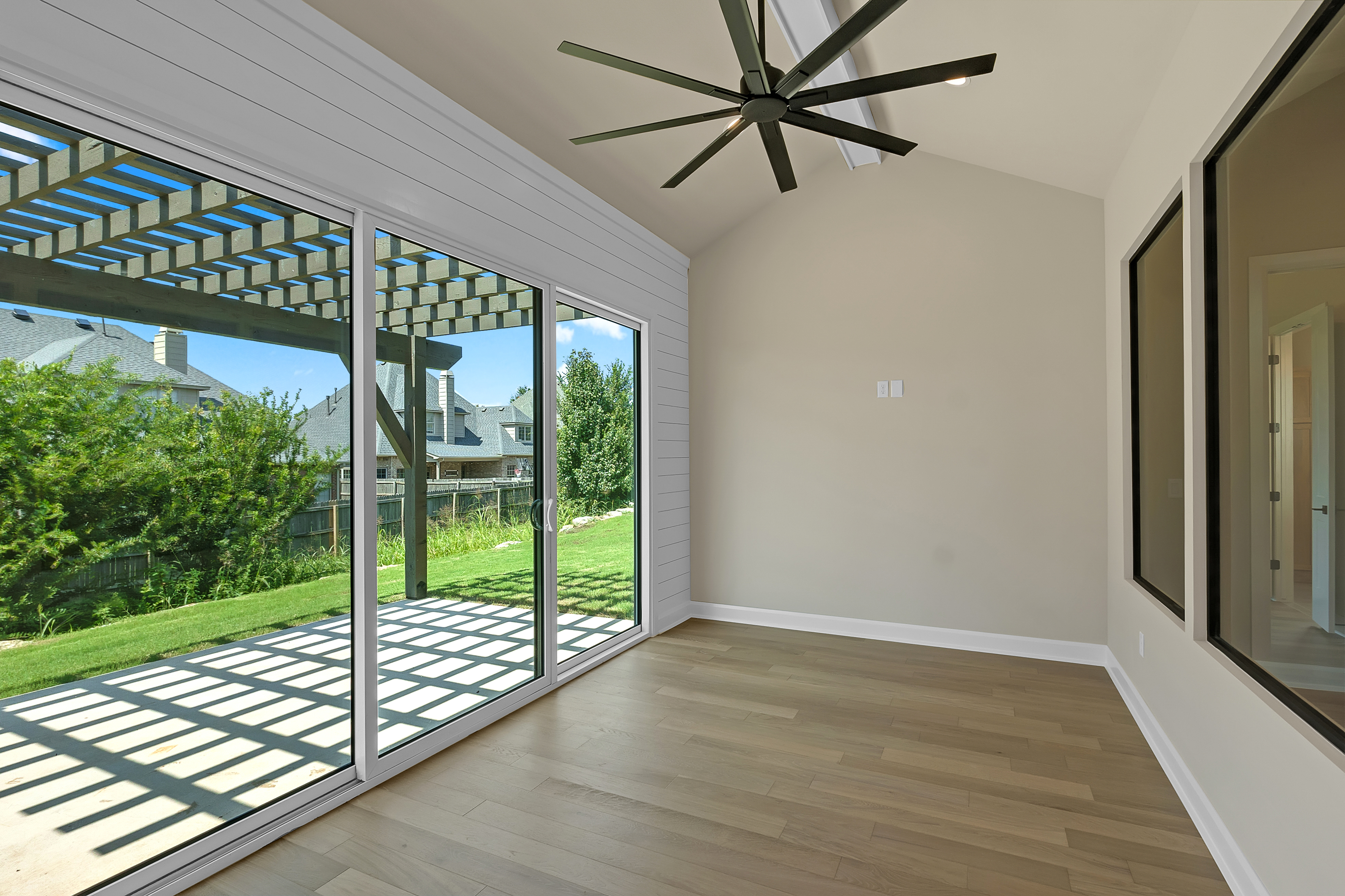 11966 S 94TH E AVE - Gallery Image 20