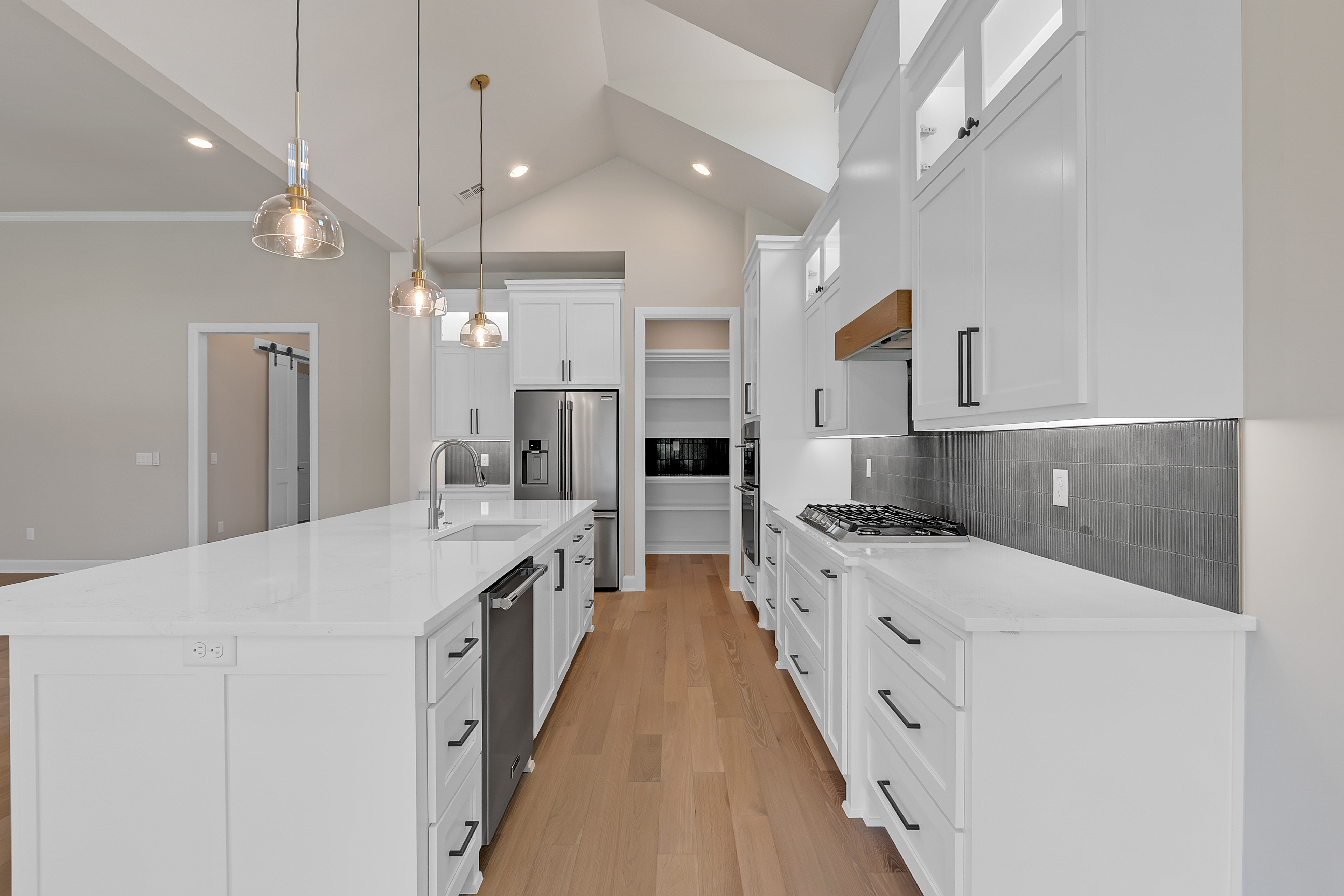11966 S 94TH E AVE - Gallery Image 21