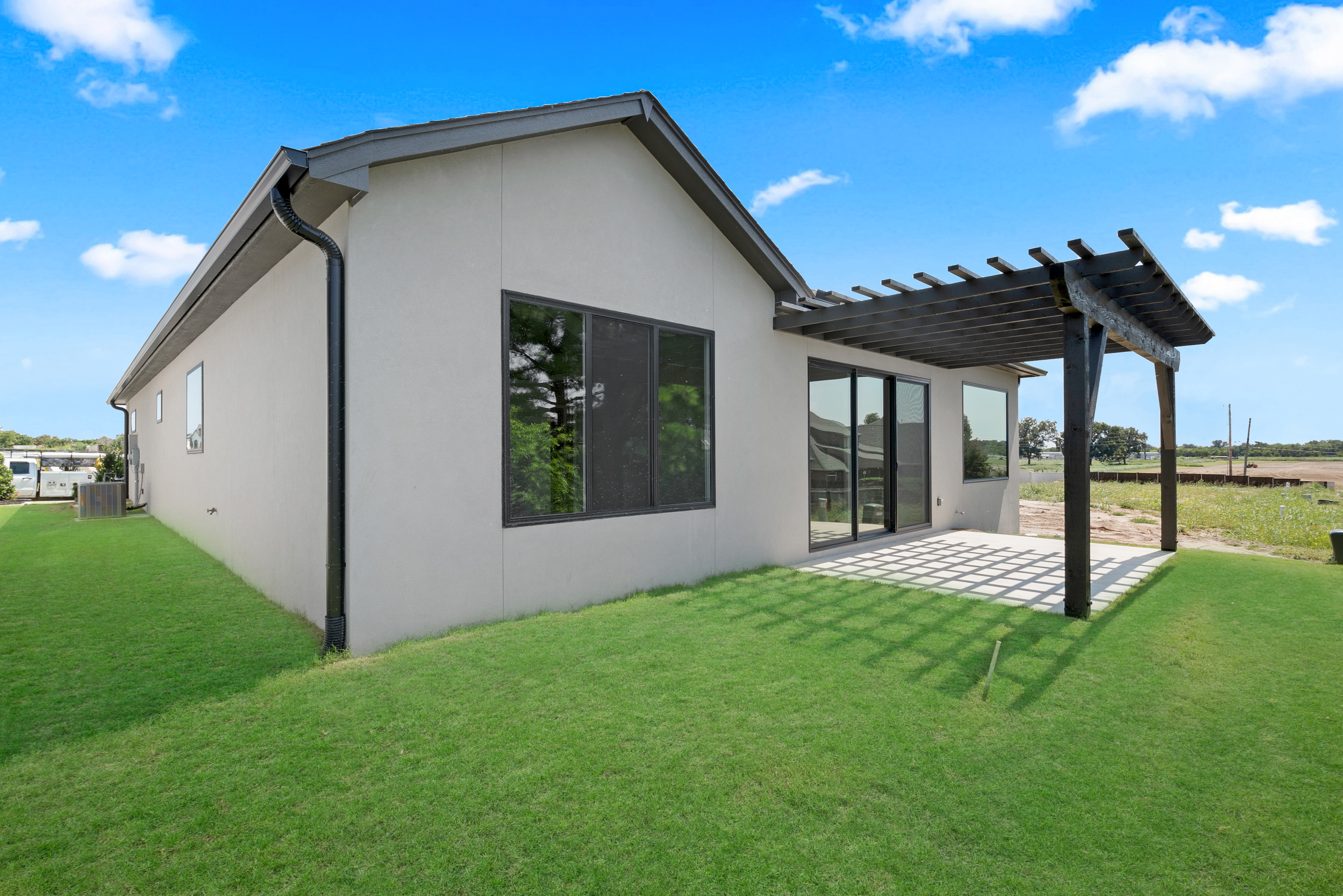 11966 S 94TH E AVE - Gallery Image 22