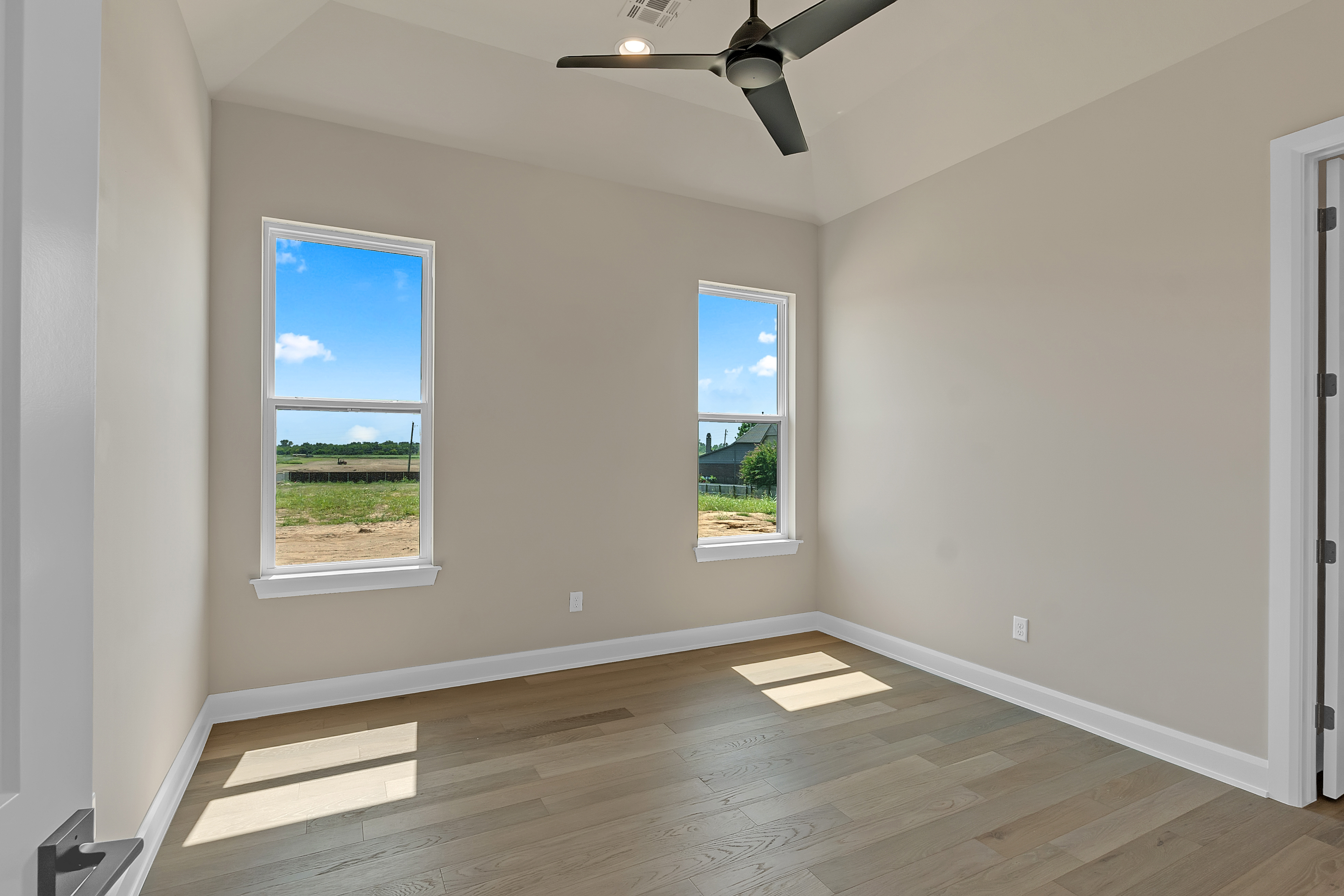 11966 S 94TH E AVE - Gallery Image 23