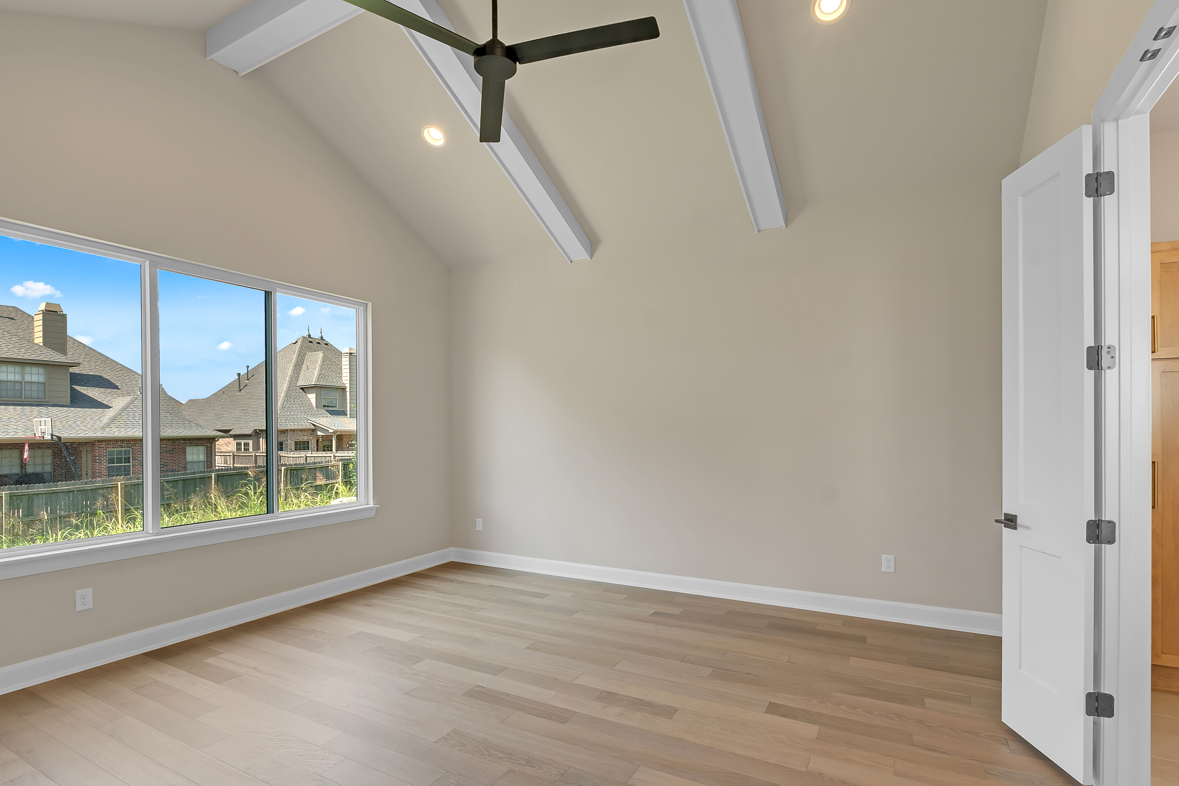 11966 S 94TH E AVE - Gallery Image 28