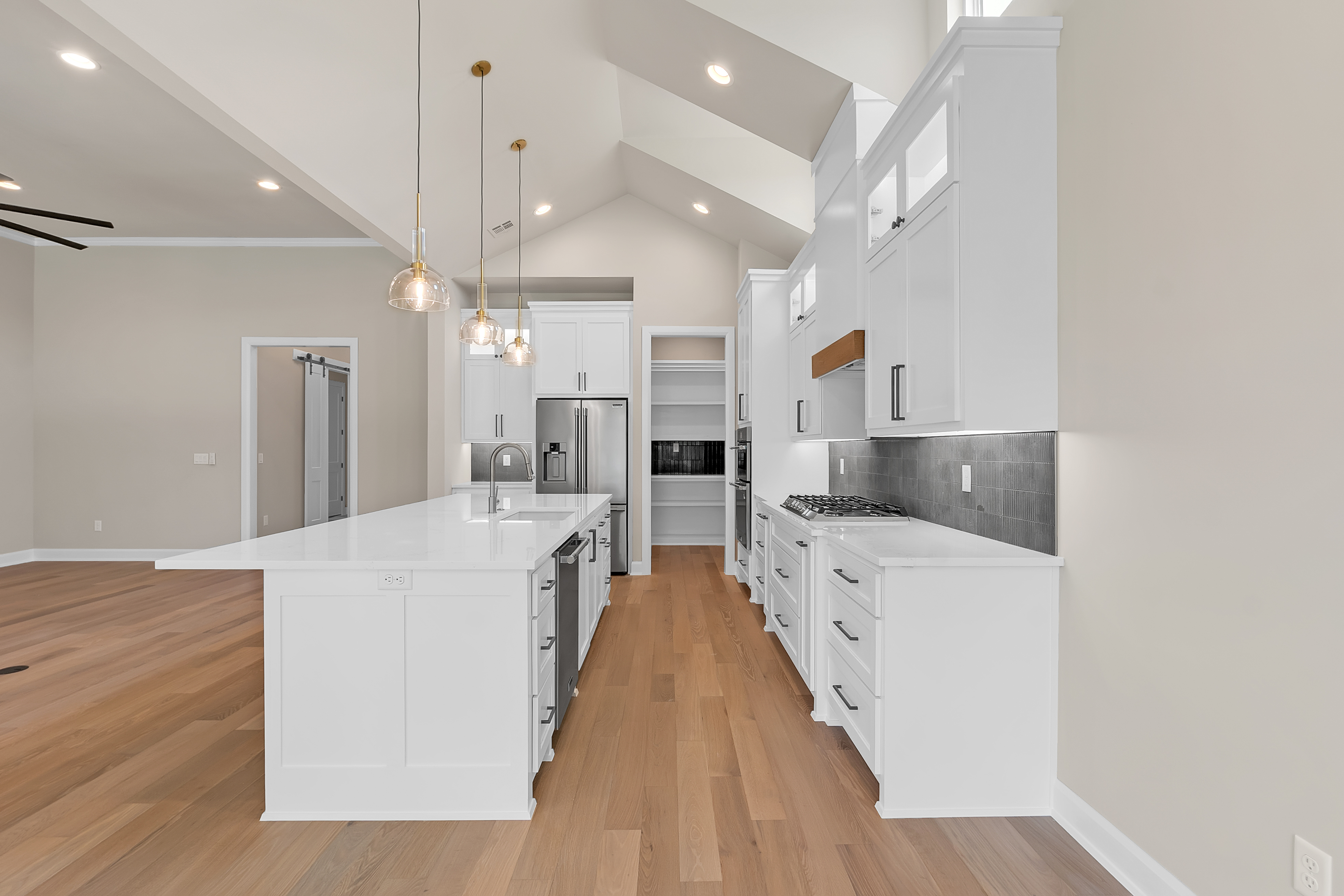 11966 S 94TH E AVE - Gallery Image 40
