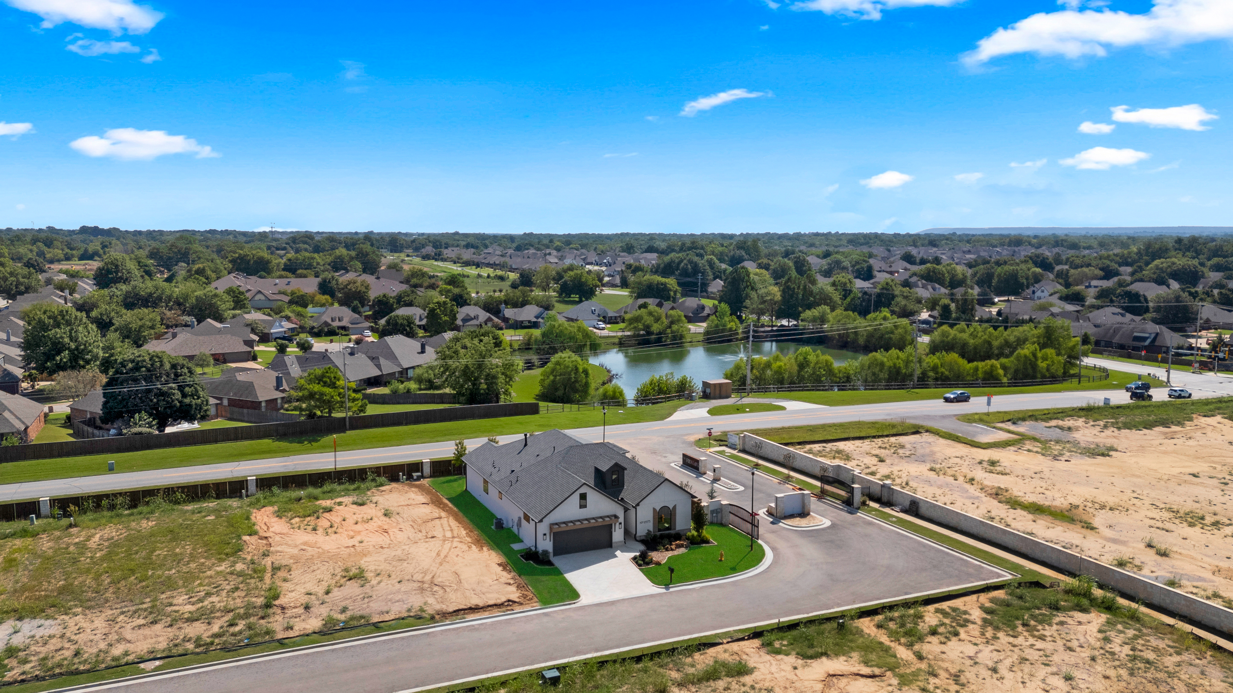 11973 S 94TH E AVE - Gallery Image 11