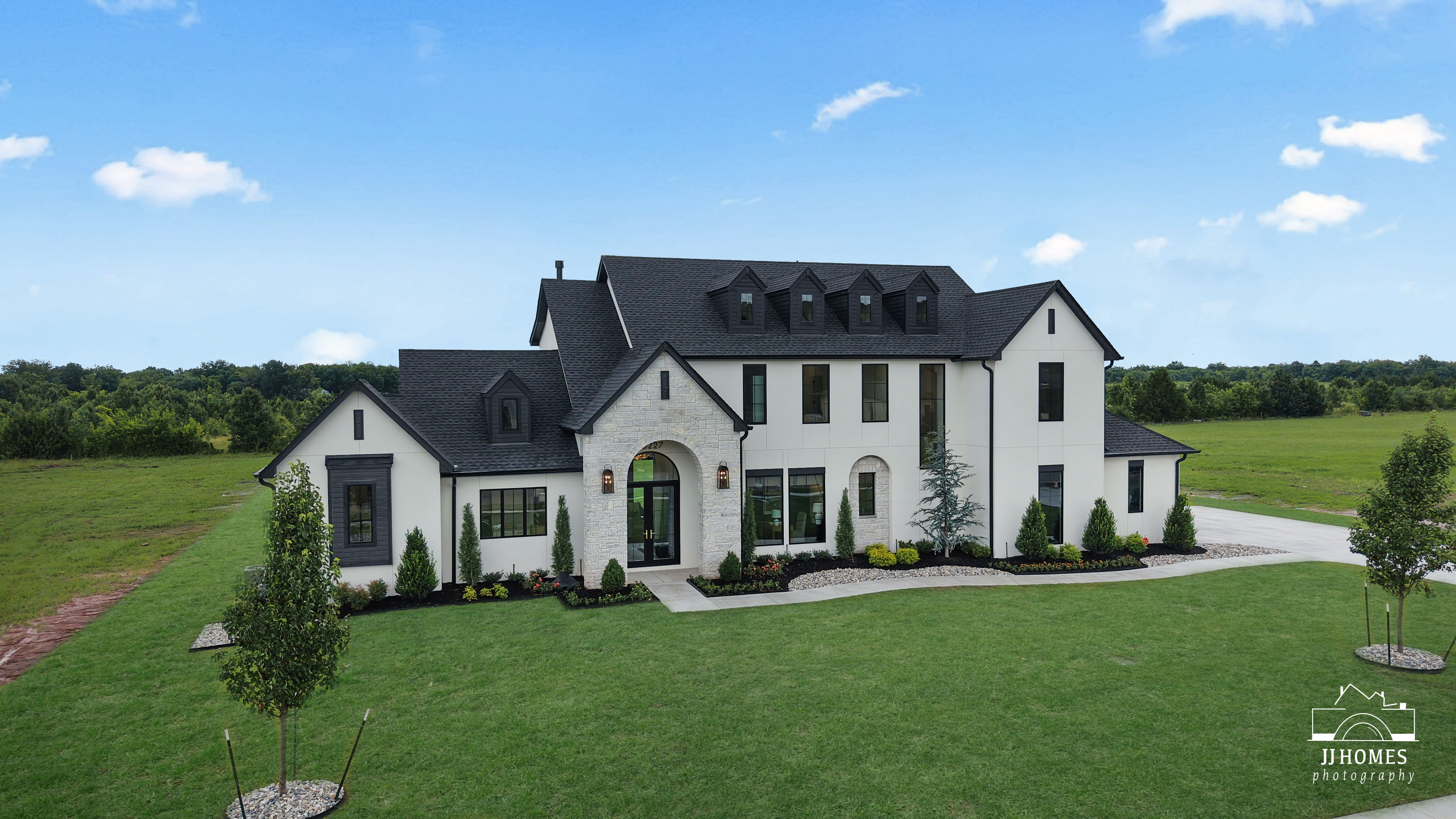 15227 S 27TH E AVE - Gallery Image 5
