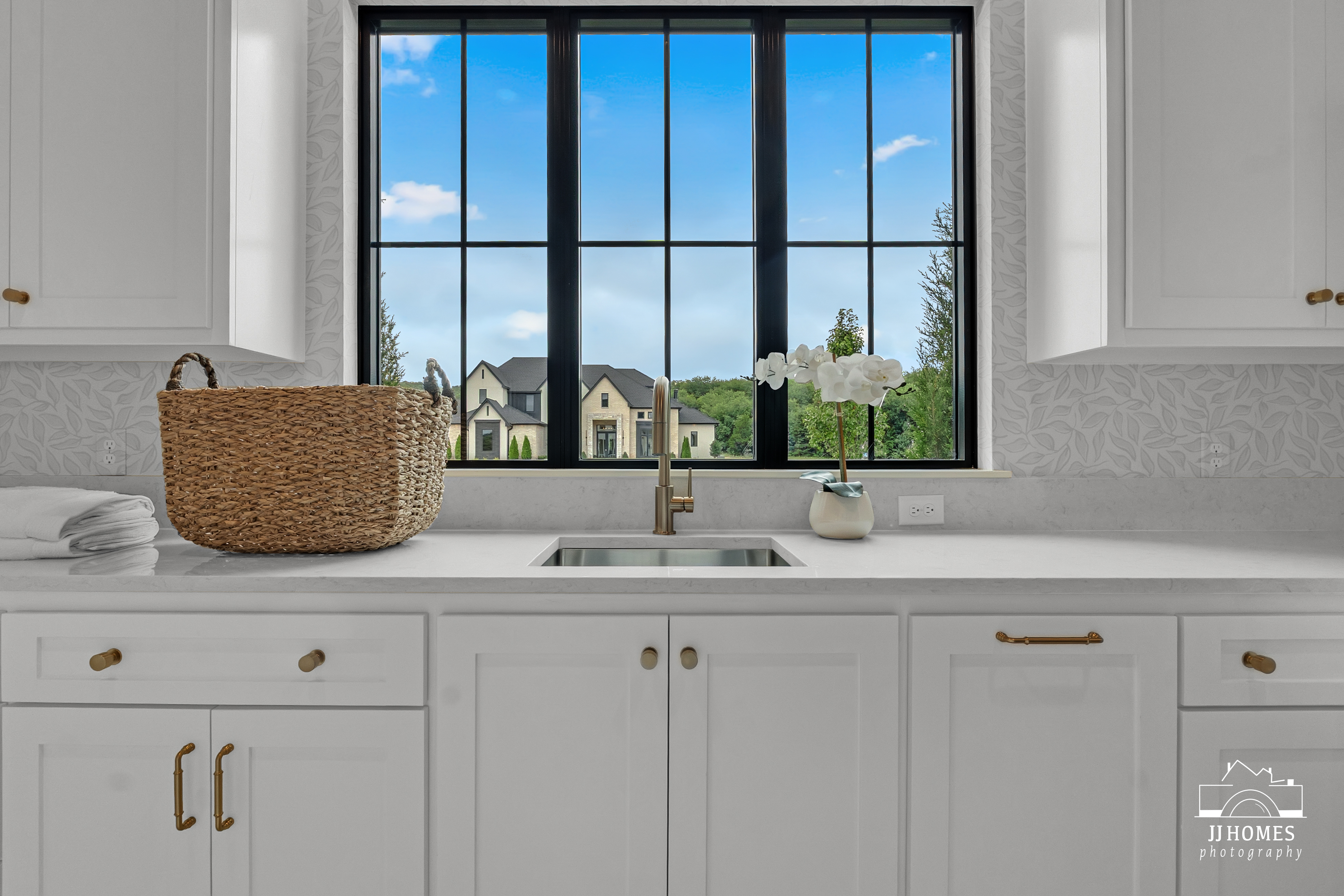 15227 S 27TH E AVE - Gallery Image 25