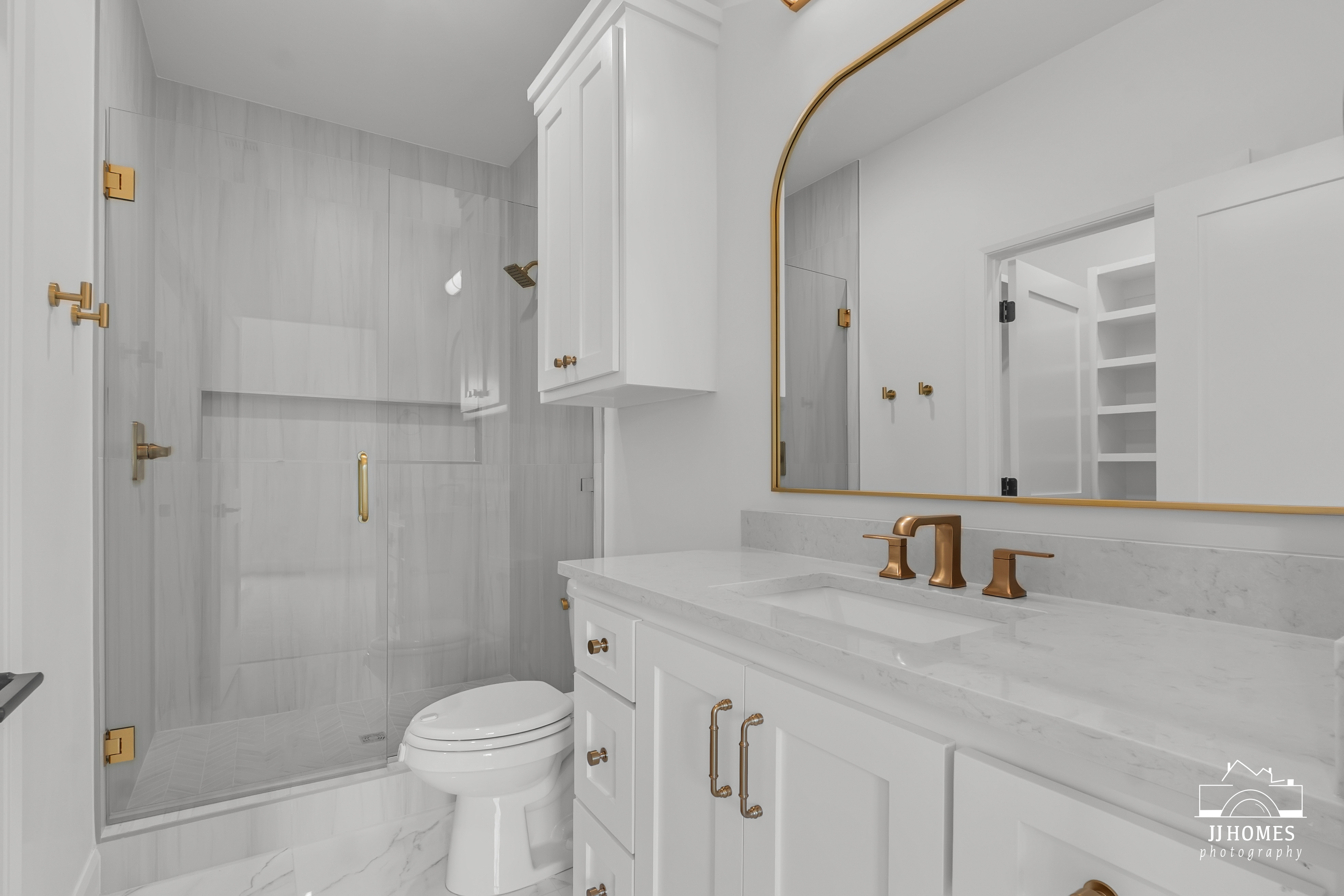 15227 S 27TH E AVE - Gallery Image 39