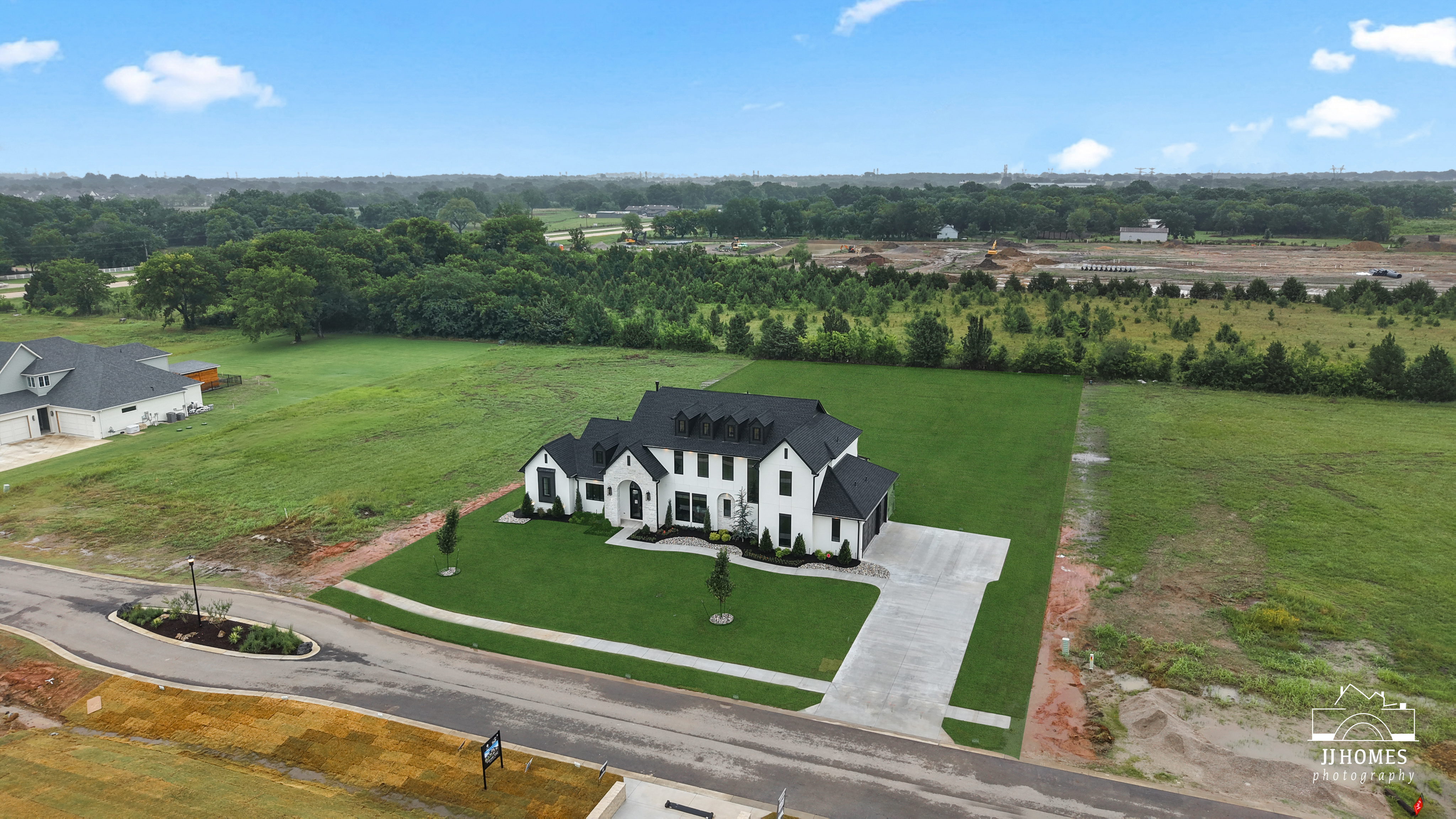 15227 S 27TH E AVE - Gallery Image 41