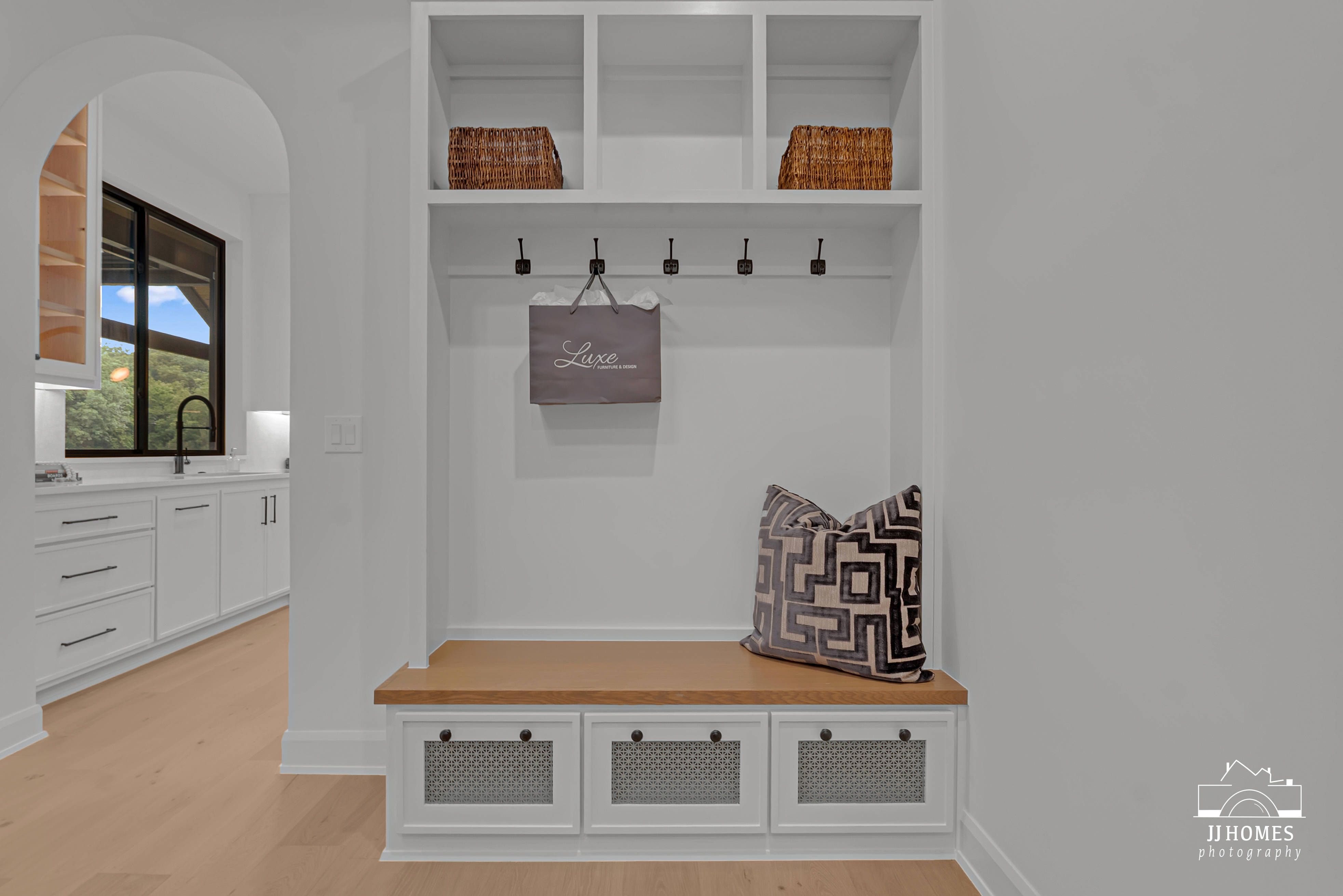 15228 S 27TH E AVE - Gallery Image 3